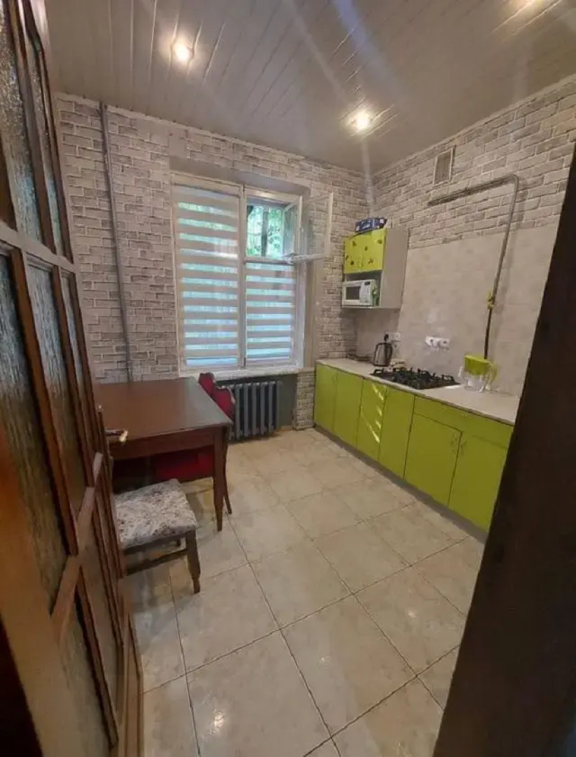 Меблированная комната Family House (Фэмили Хаус) на проспекте Независимости