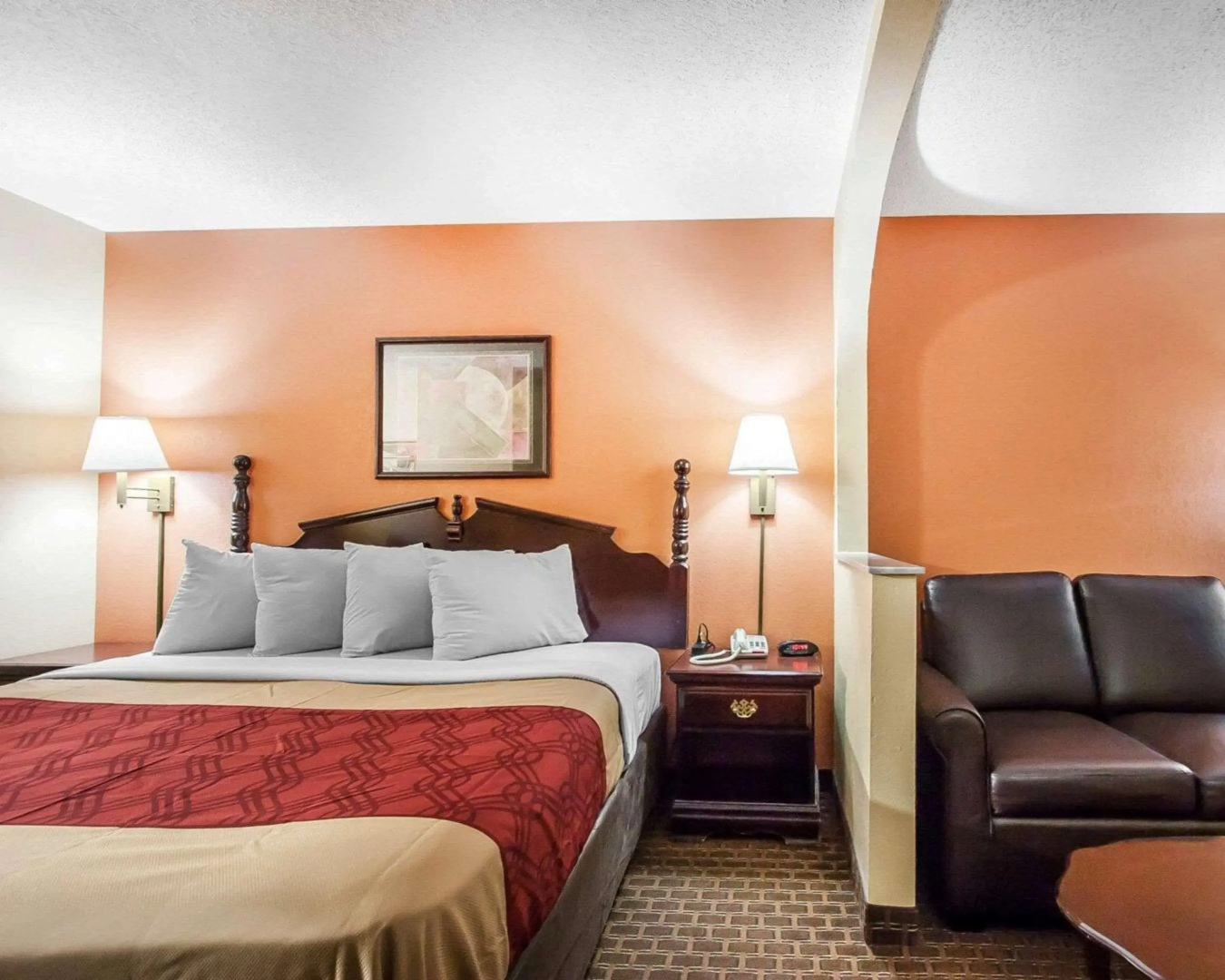 Econo Lodge Inn & Suites I-20, exit 73