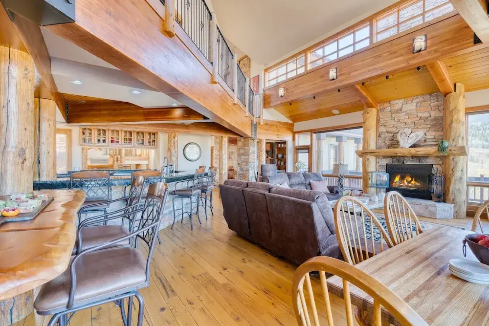 Topaz Estate by Avantstay Luxe Home, Pool + View