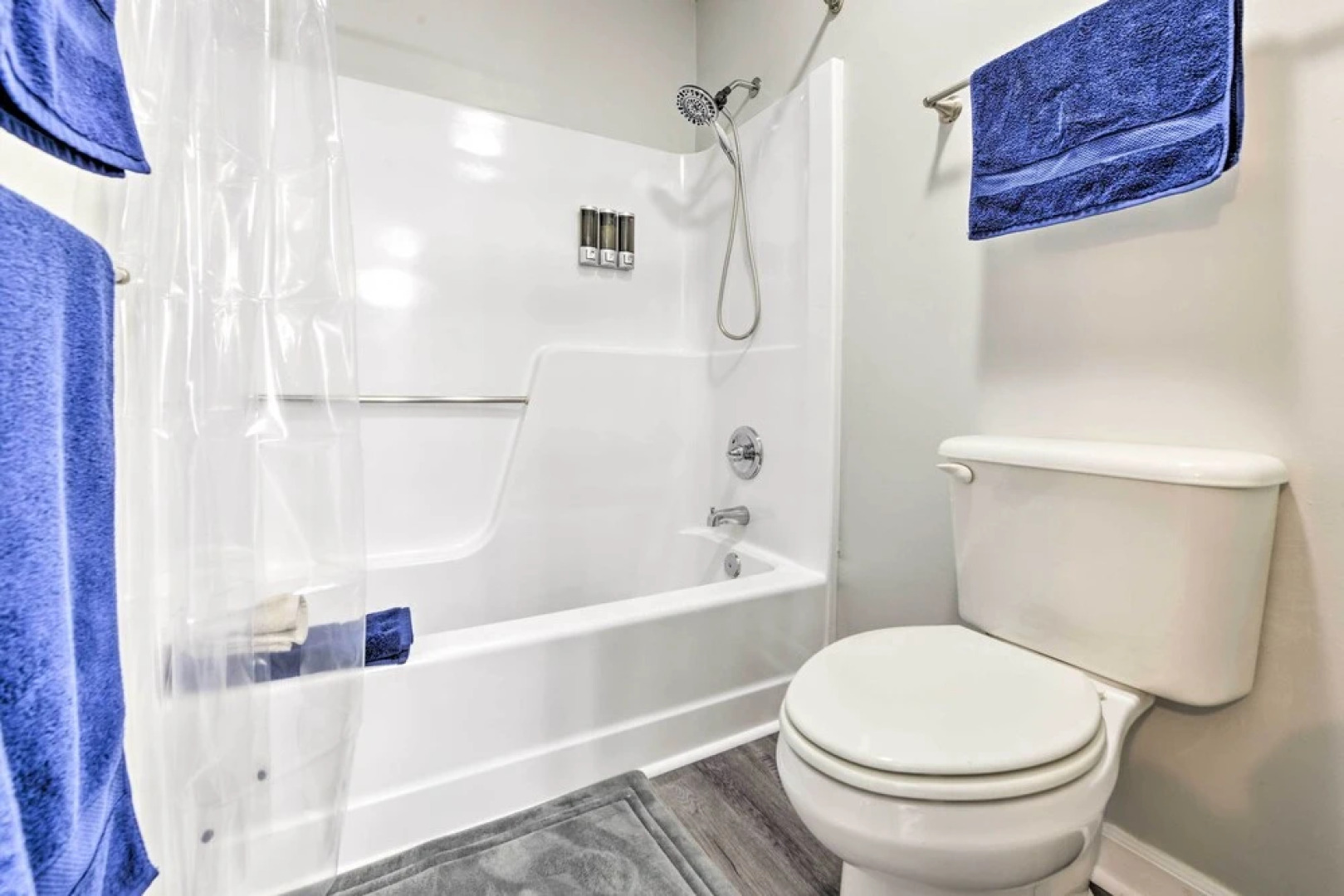 Charming Southern Pines Abode - Walk to Dtwn!