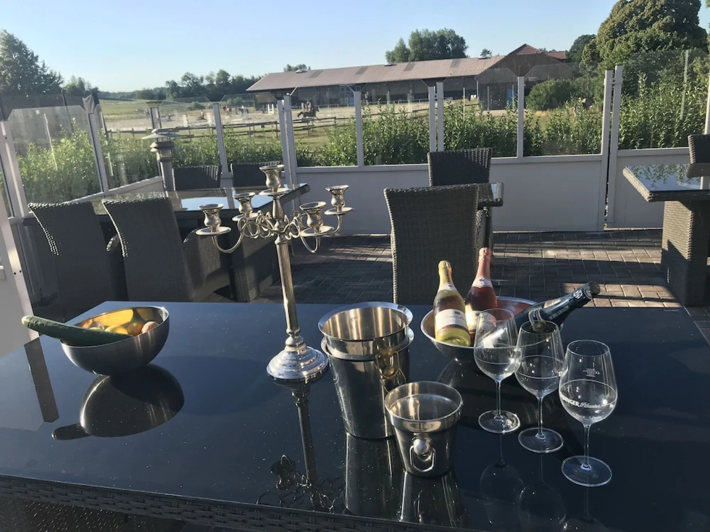 HOTEL alter Landsitz