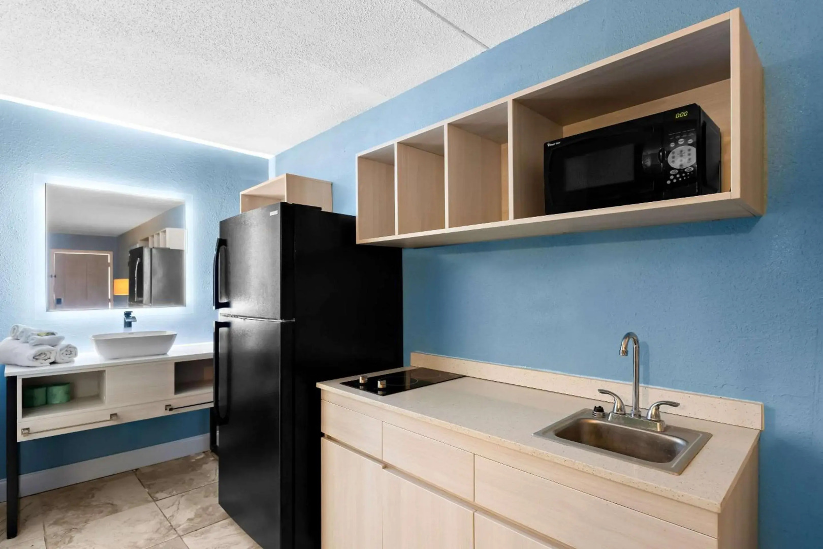 Suburban Studios Brunswick I-95