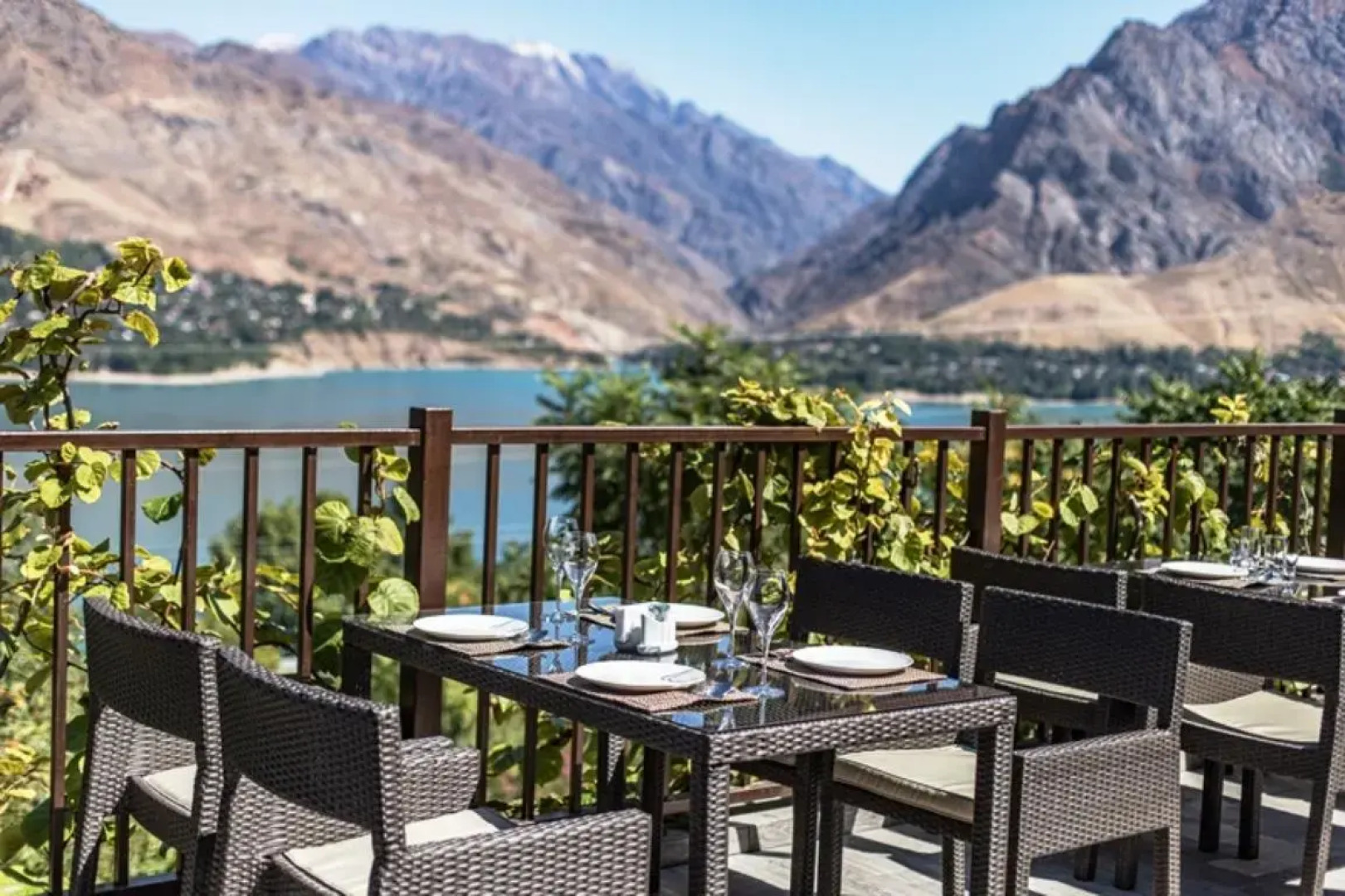 Avenue Park Hotel (Авеню Парк)