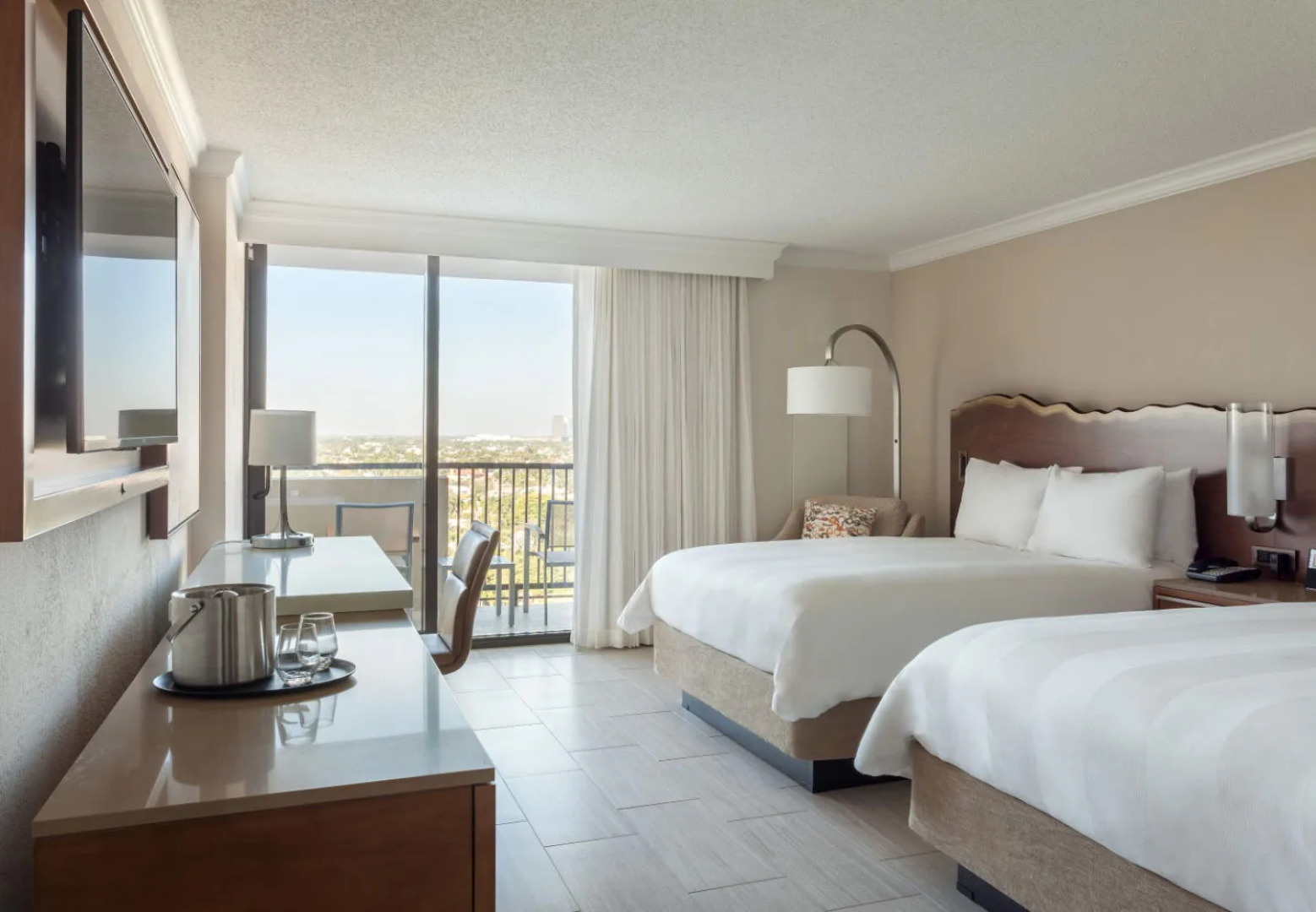 Fort Lauderdale Marriott Harbor Beach Resort & Spa