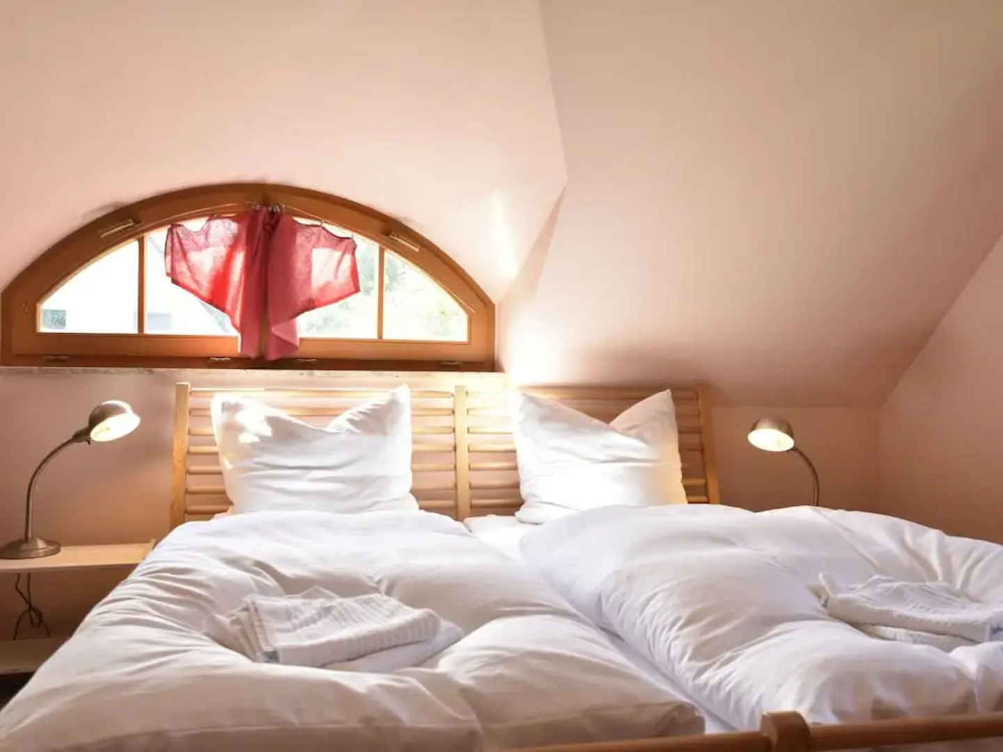 Cozy Holiday Home in Dierhagen Strand with Garden