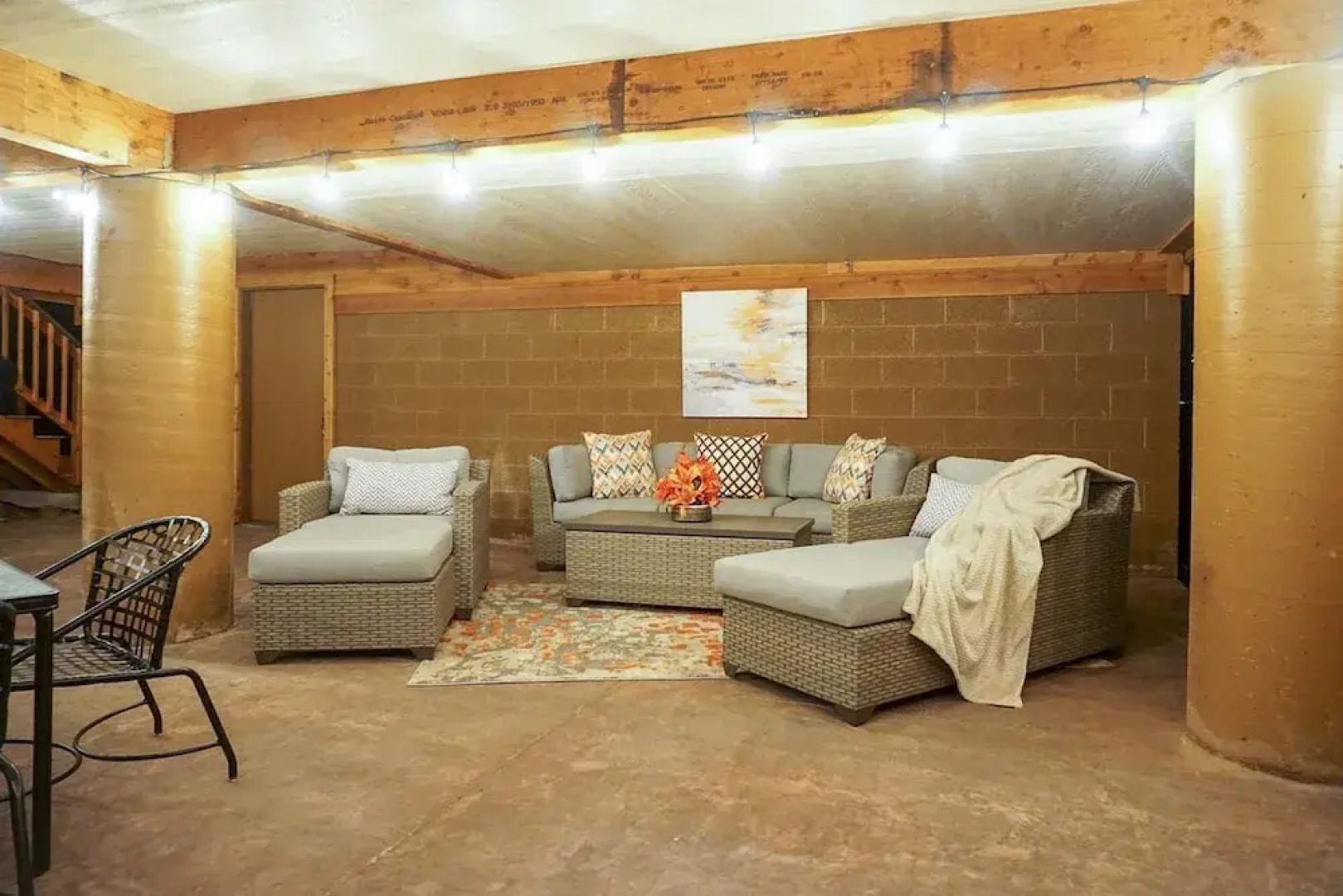 Waterfront Lakeside Home - 1 Block to Boat Ramp