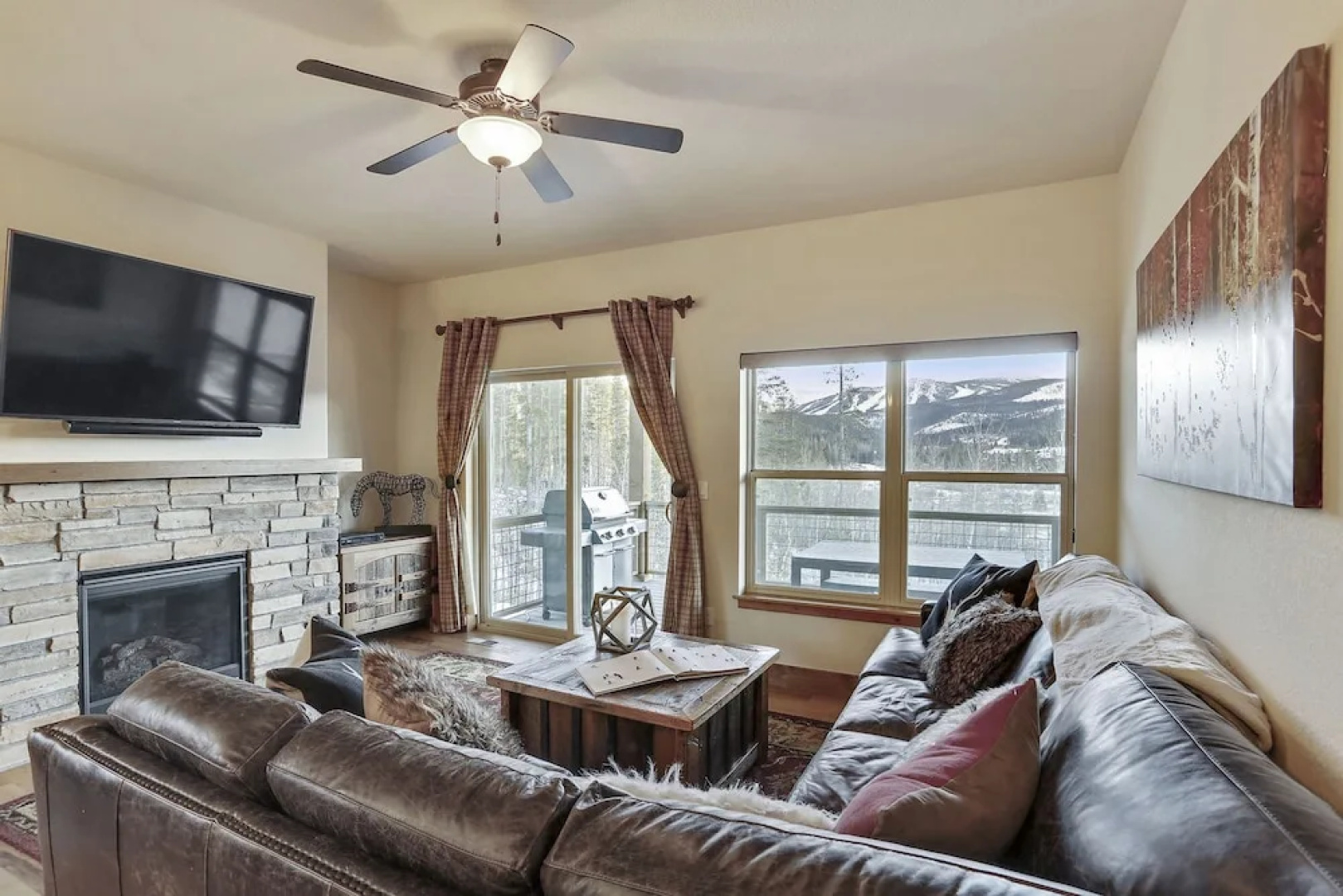 Rendezvous Lookout Point Luxury Chalets by Winter Park Escapes