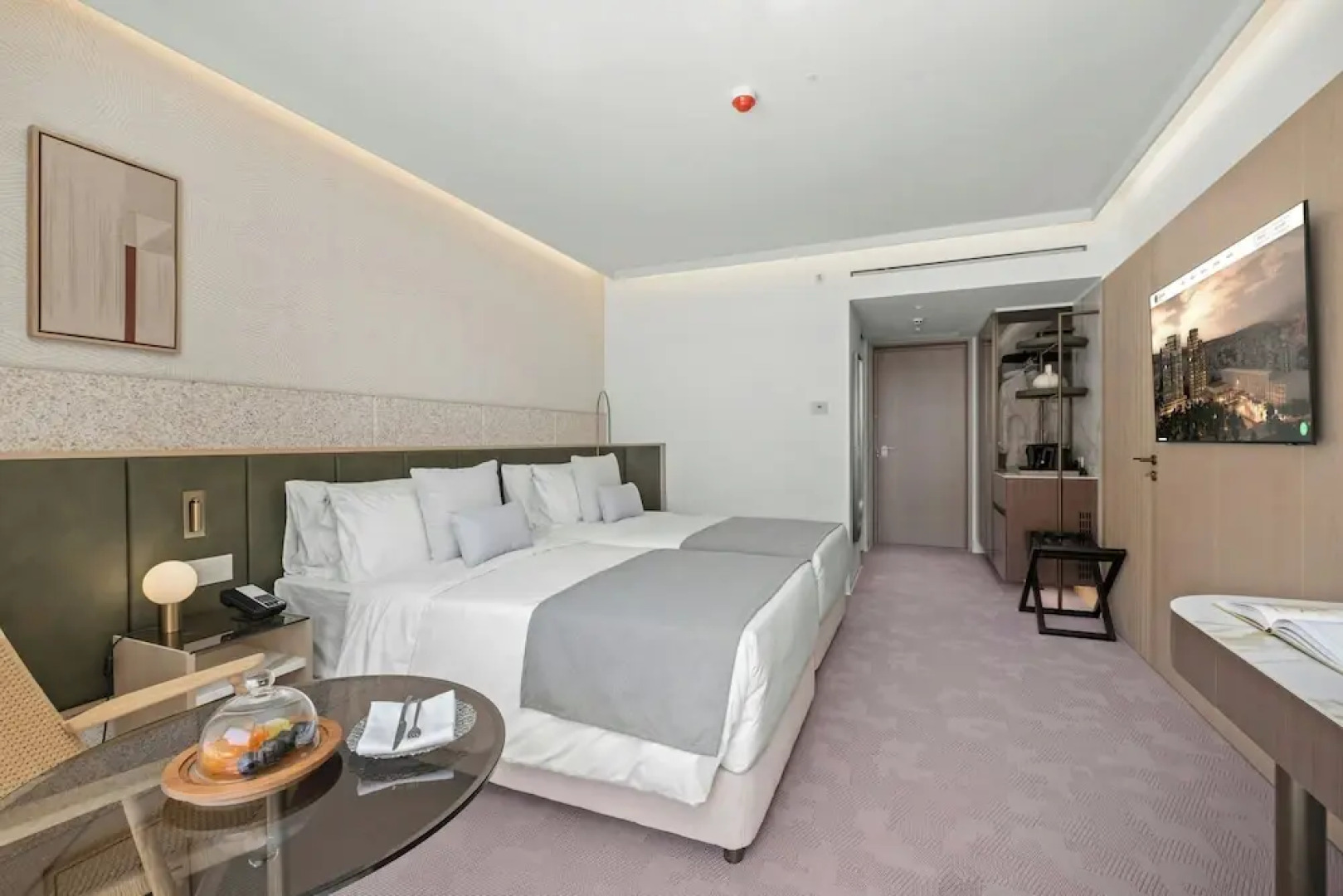 The Landmark Nicosia, Autograph Collection