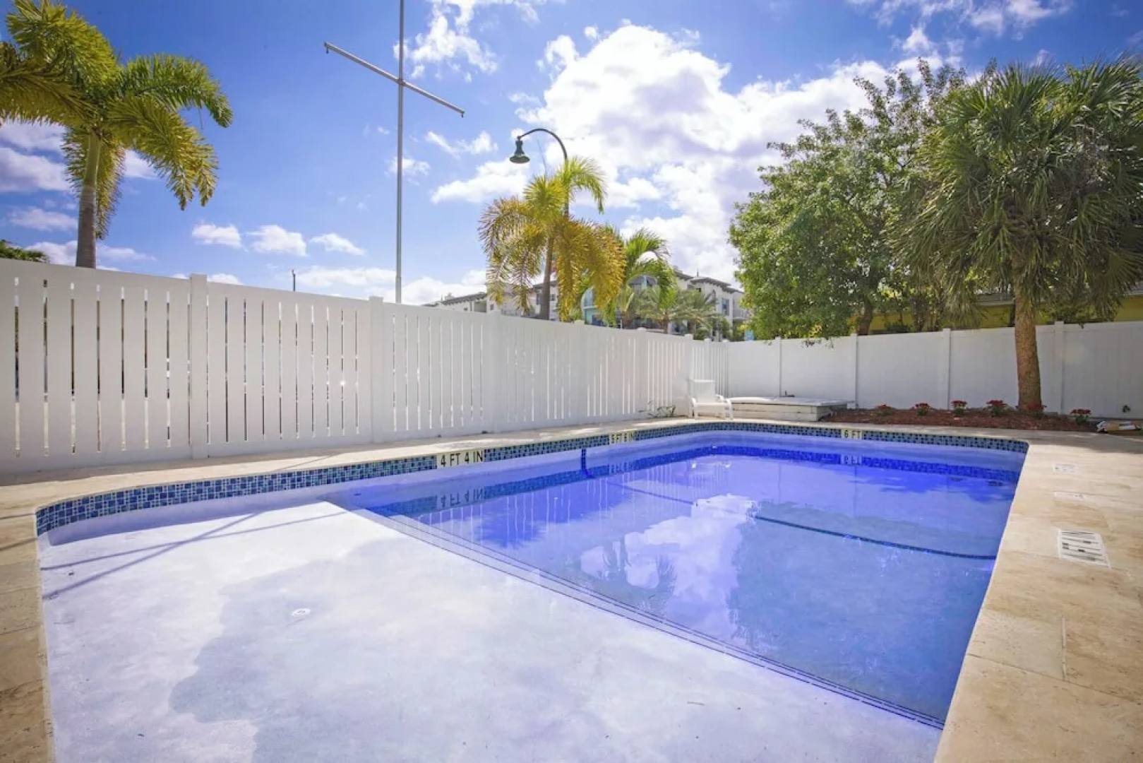 La Mer Motel