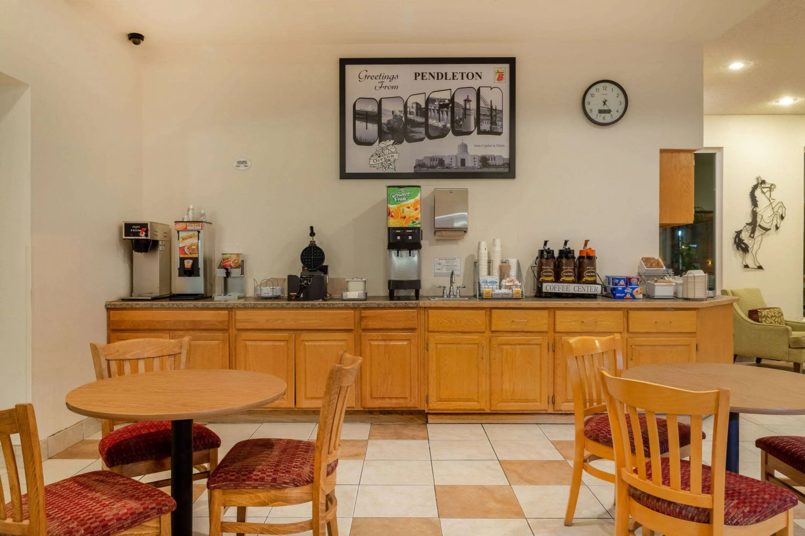 Super 8 by Wyndham Pendleton