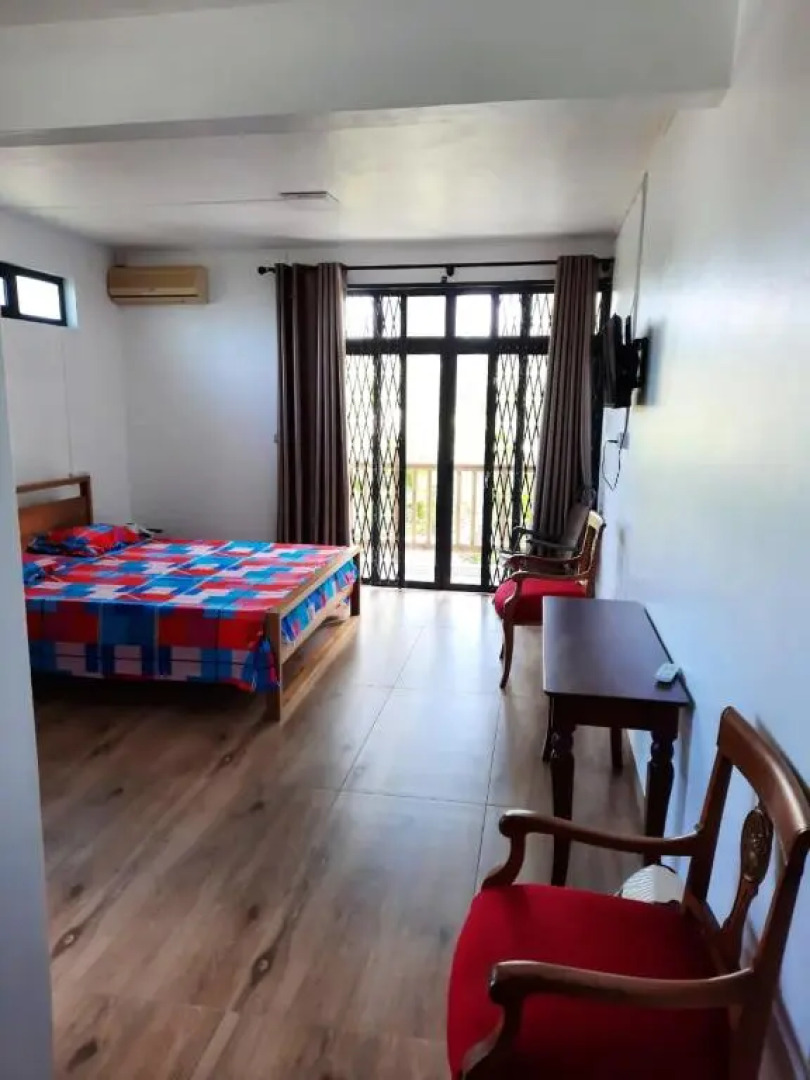 3 bedrooms villa at Blue Bay 500 m away from the beach with private pool enclosed garden and wifi