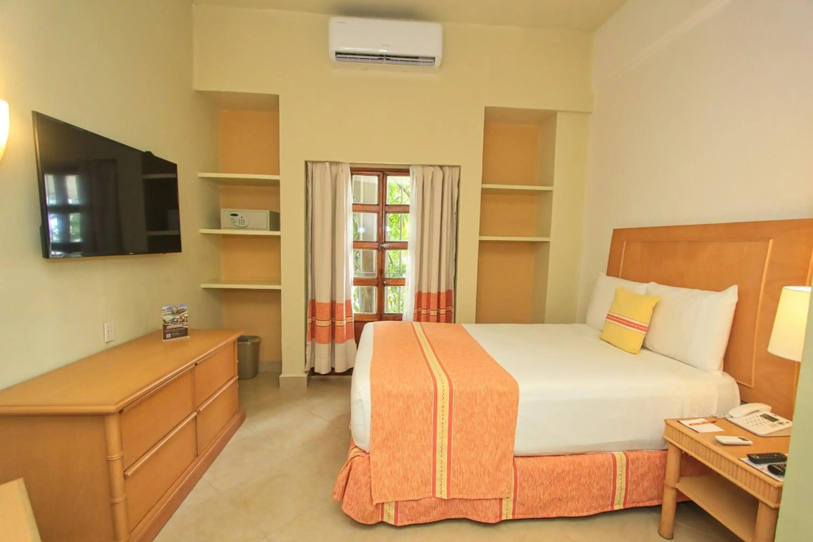 Binniguenda Huatulco & Beach Club