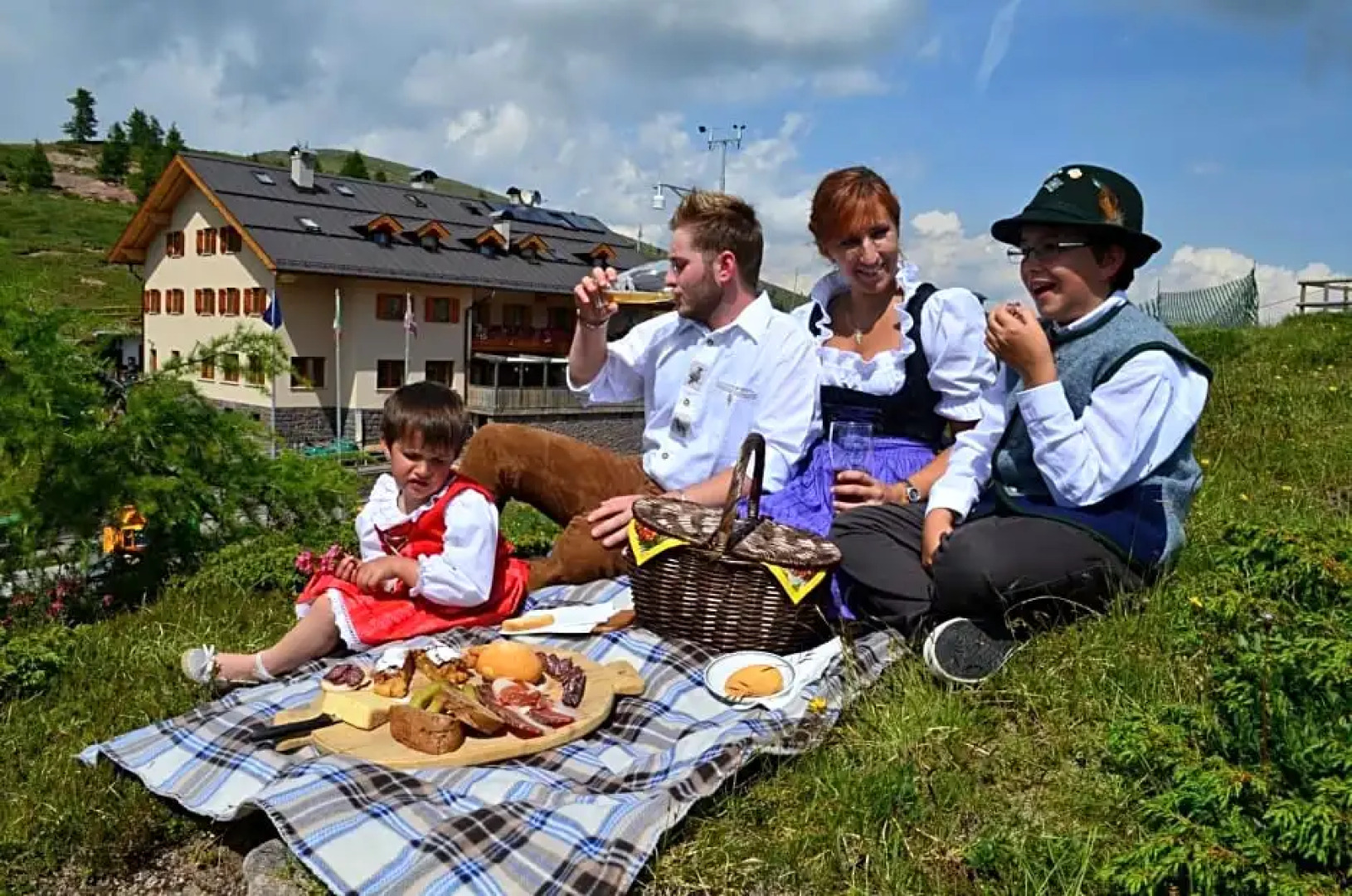 Rifugio Capanna Passo Valles
