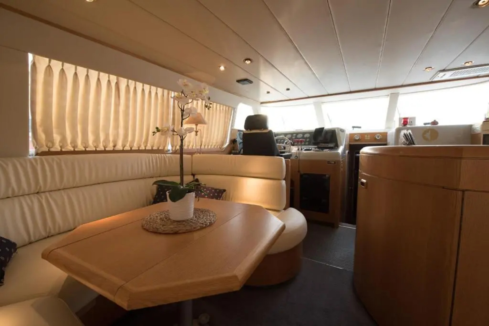 Solymar Greece Yachting. m/y "LL"