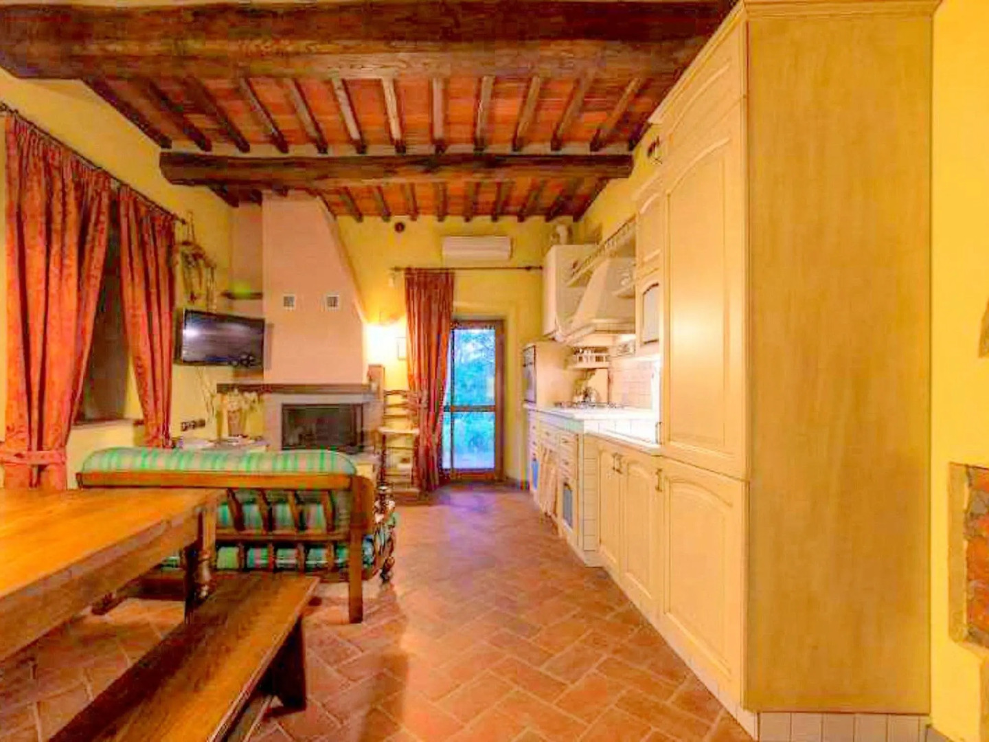 Cottage in Tuscany With Pool & Sauna