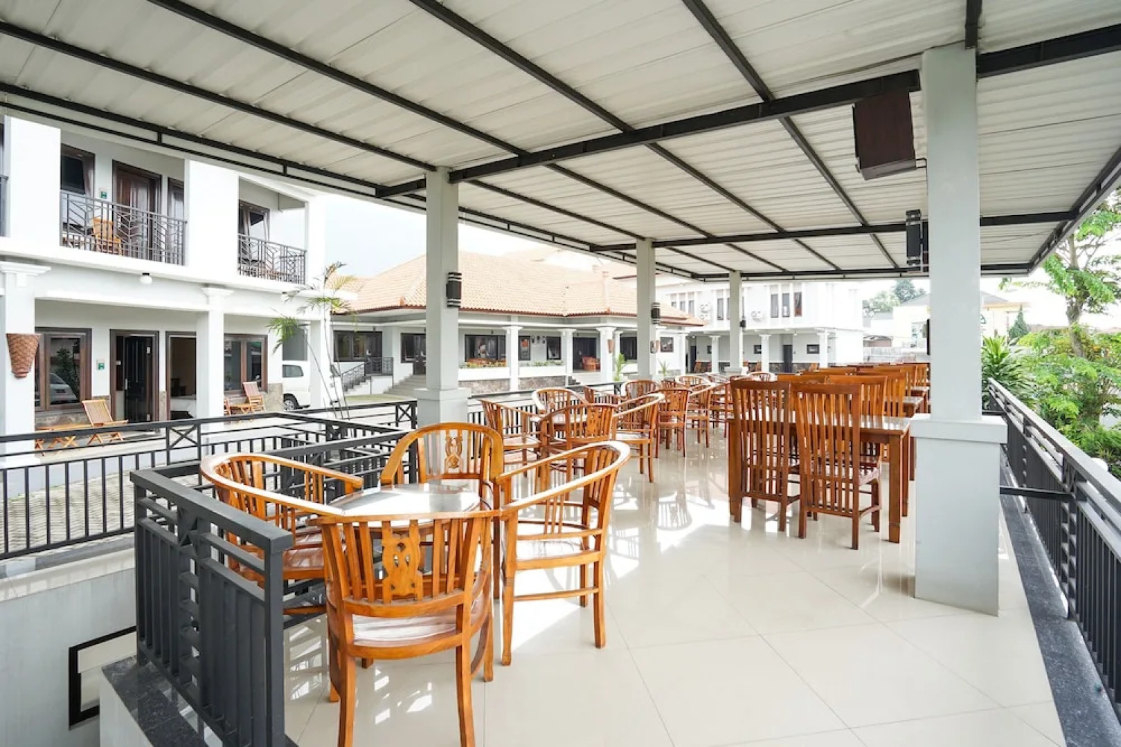 Avila Ketapan Rame Hotel