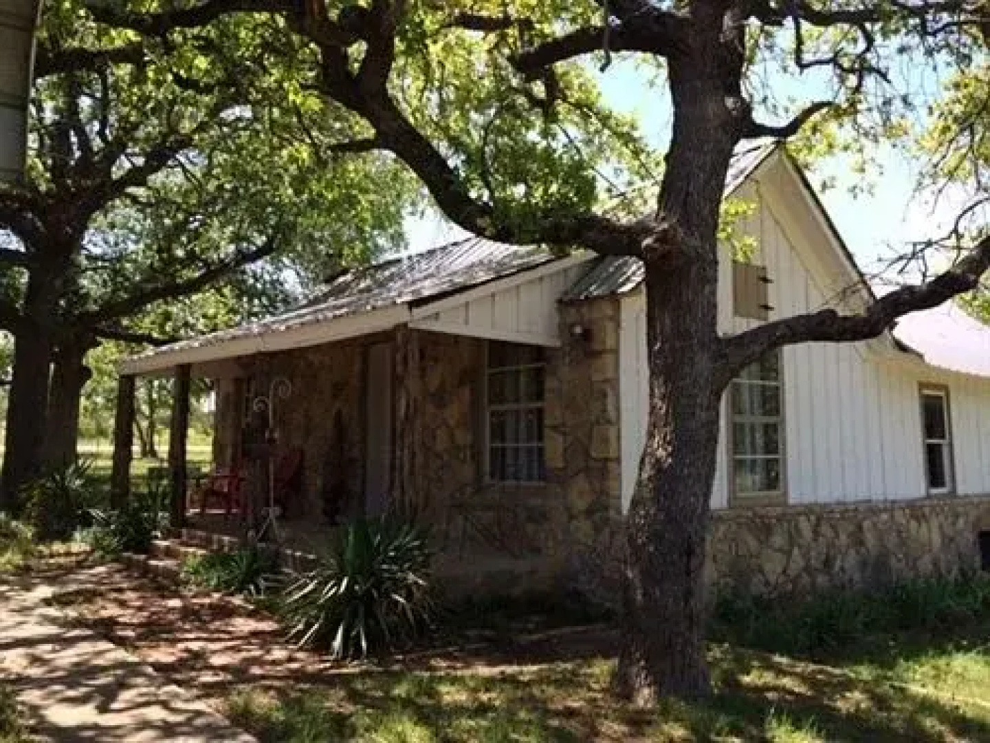 The Lucky Penny Lodge