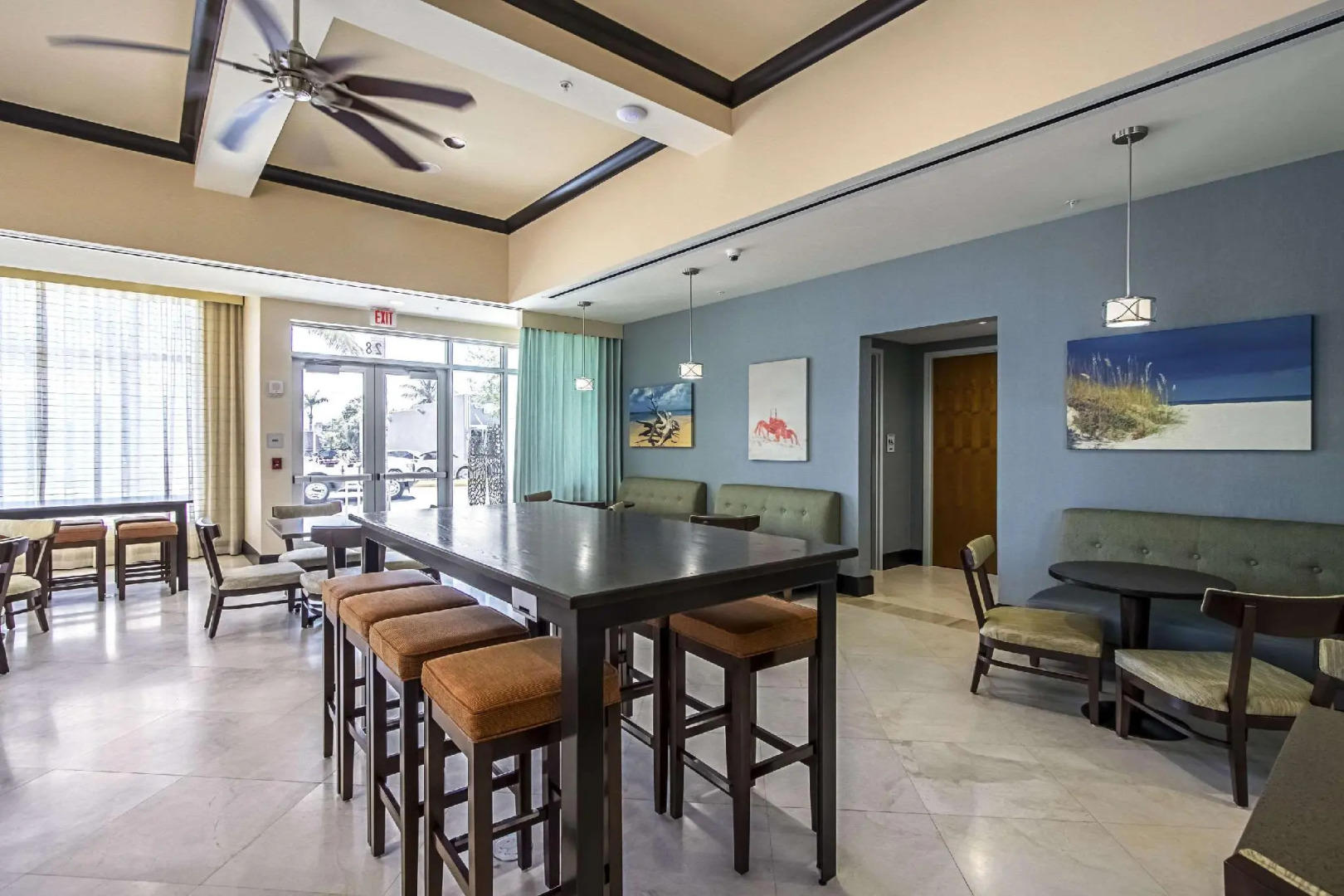 Hotel Dello Fort Lauderdale Airport, Tapestry Collection by Hilton