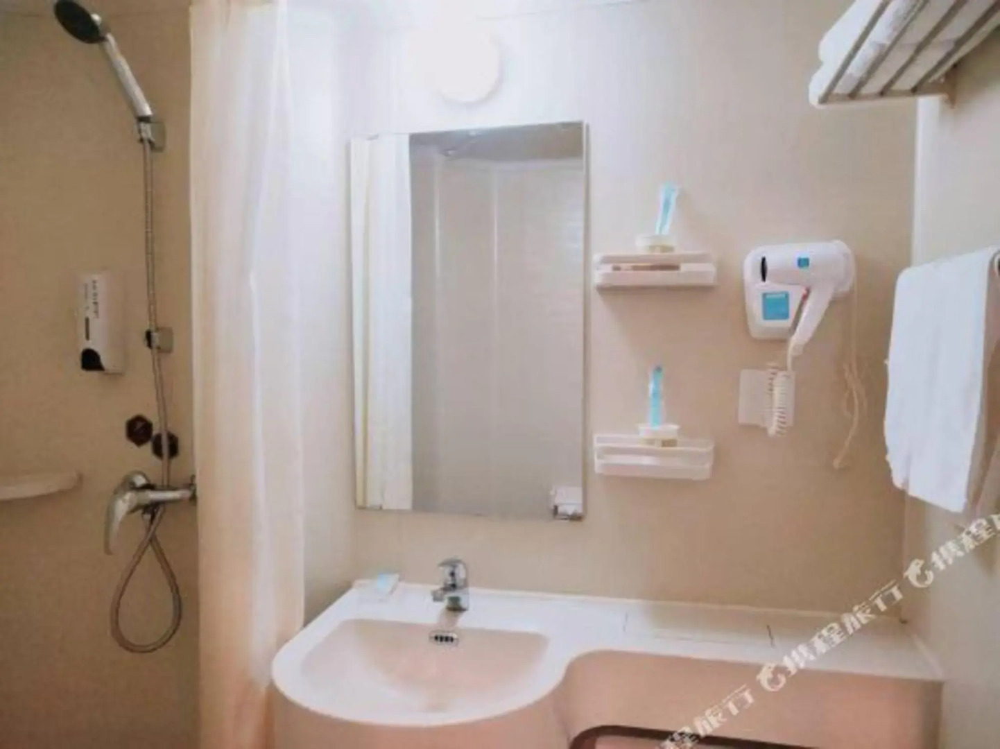 Eaka 365 Hotel Dalian Ganjingzi Street