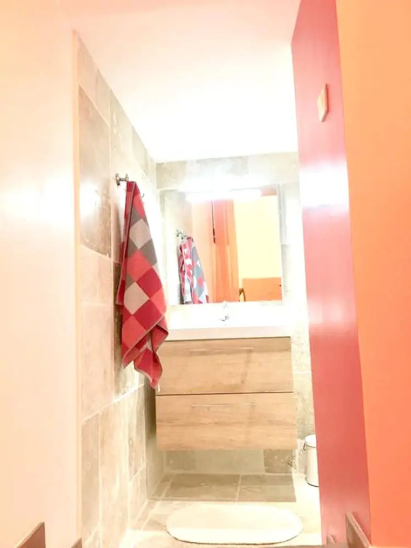 House With 2 Bedrooms In Chateauneuf Du Pape With Furnished Terrace And Wifi