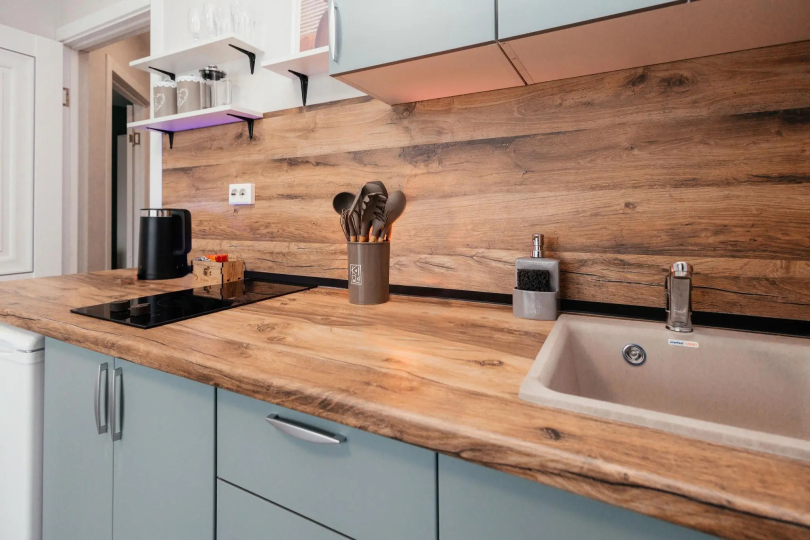 4 Ugla (Четыре угла) на улице 1-я Подлесная