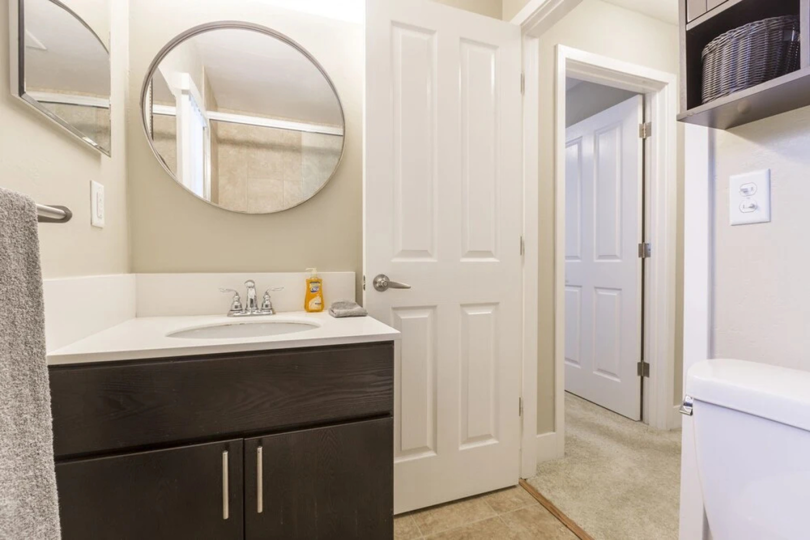 Bright Unit Near Silicon Valley - Washer & Dryer
