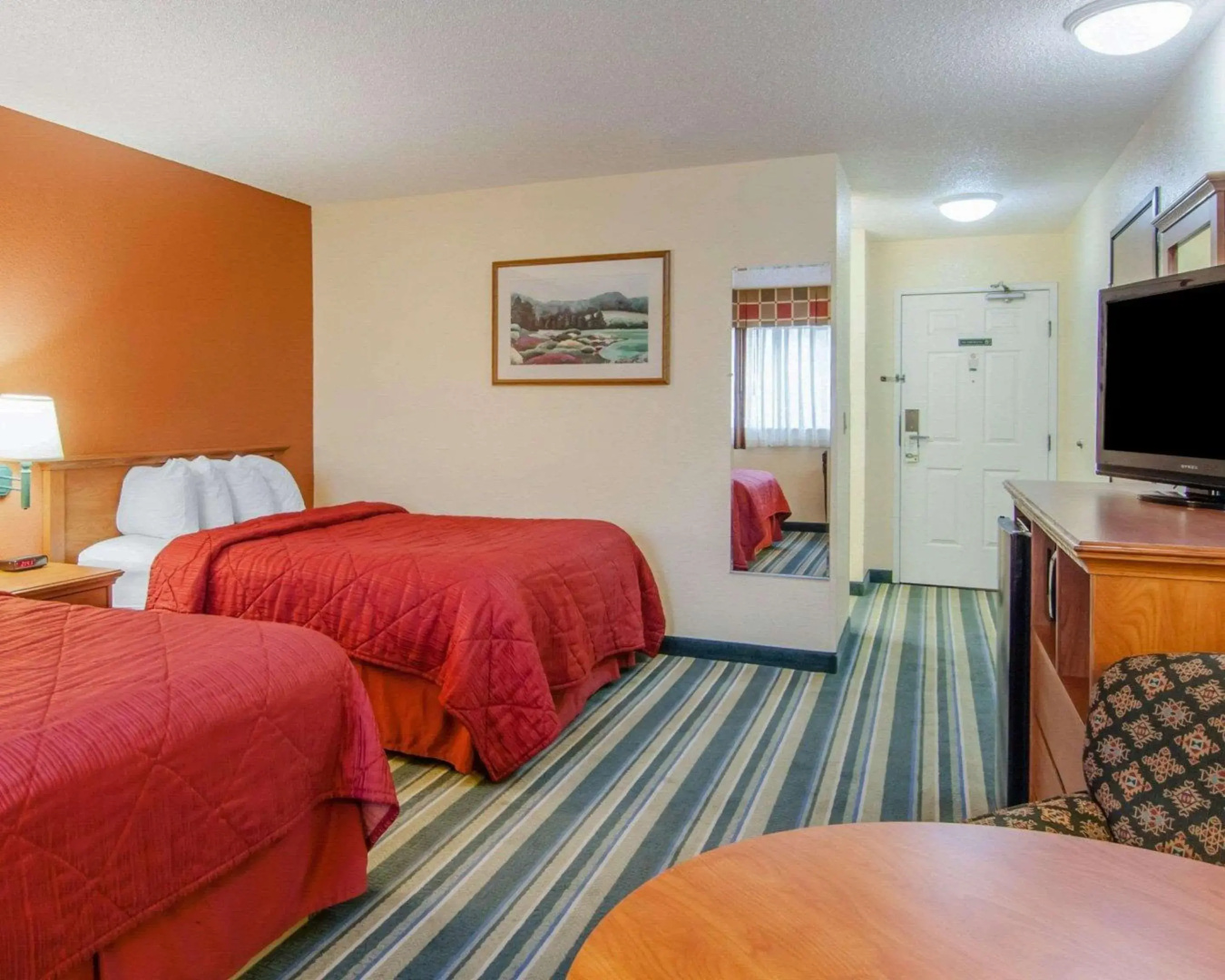 Quality Inn & Suites Medford Airport