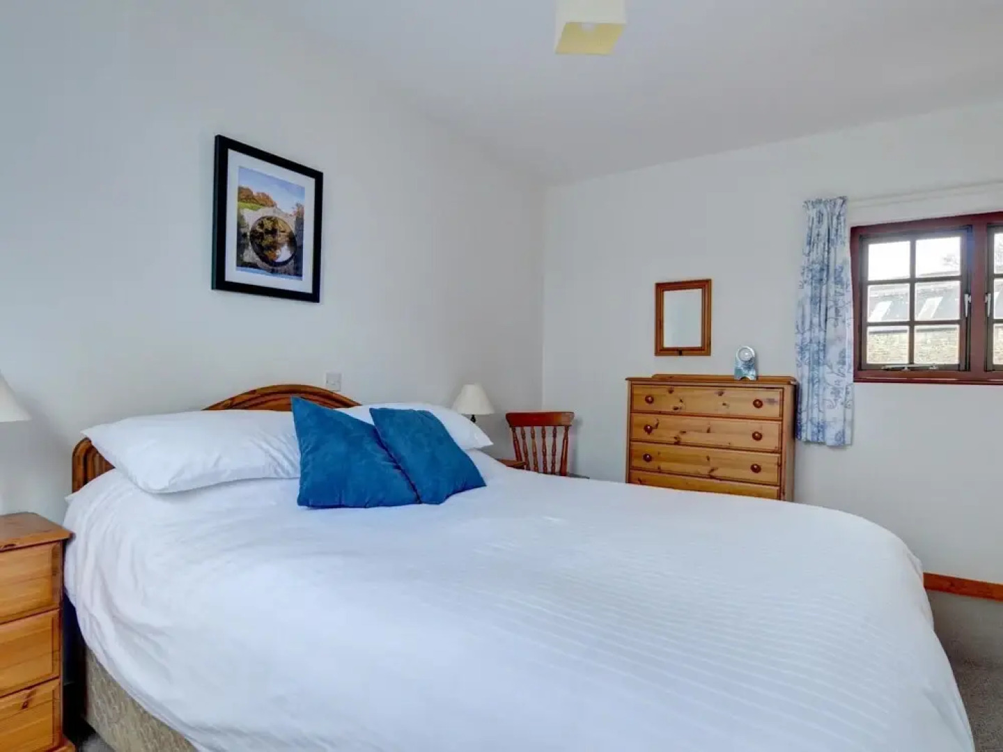 Quaint Holiday Home in Little Haven near Beach