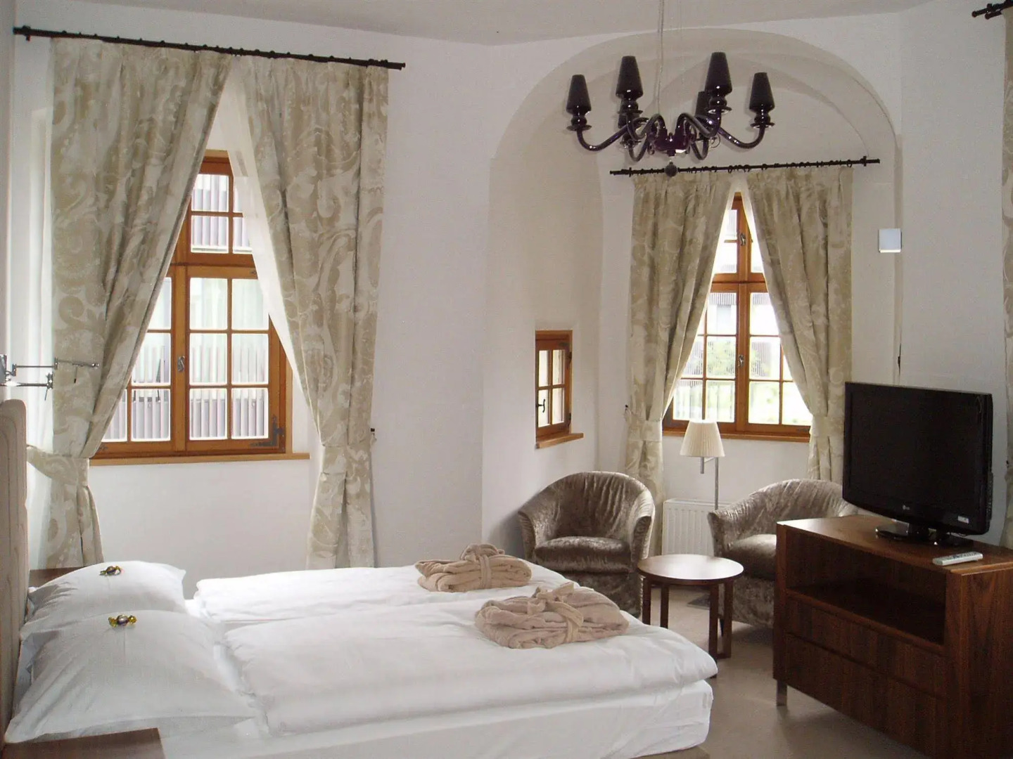 Lambergh Château & Hotel