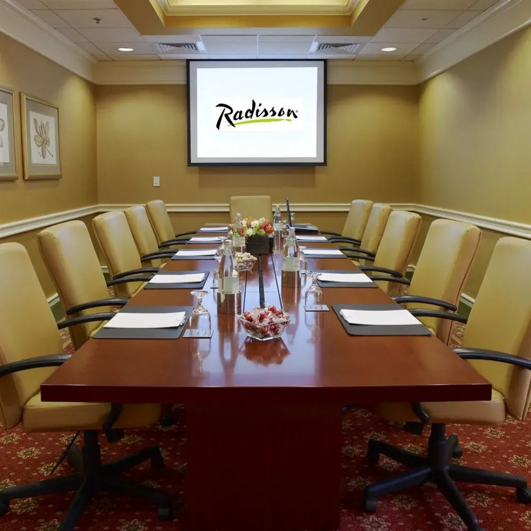 Radisson Hotel Hartford (ex.Crowne Plaza Hartford Downtown)