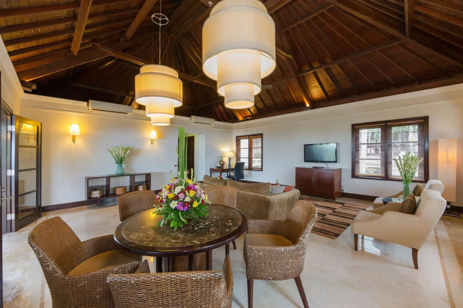 Nirwana Villa Estate