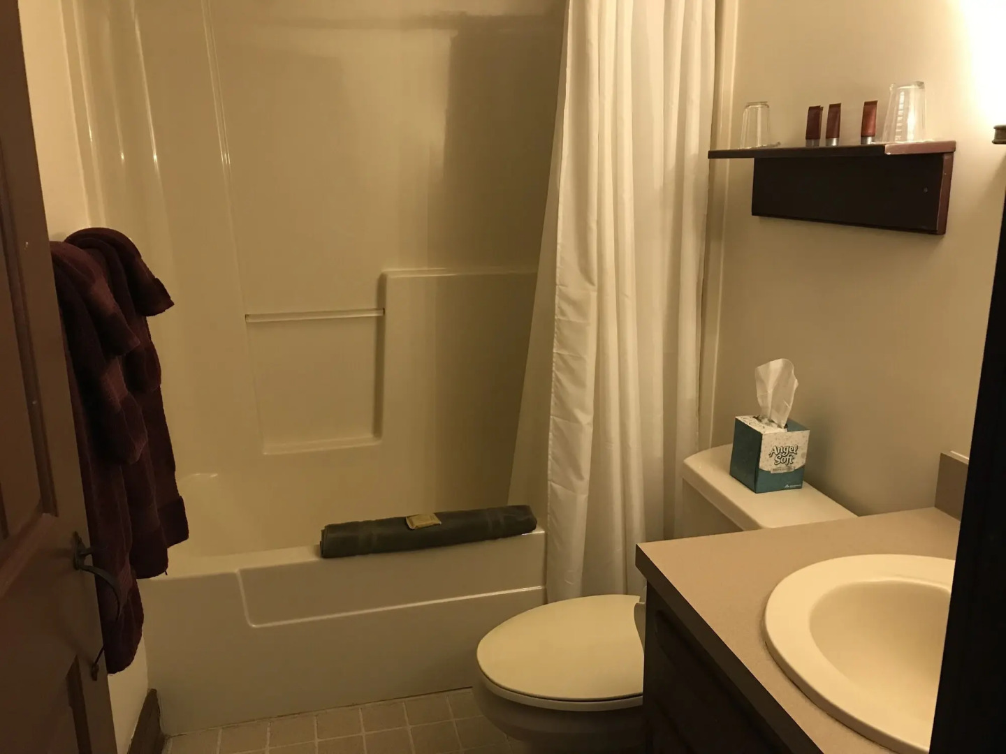 Inn at Millrace Pond