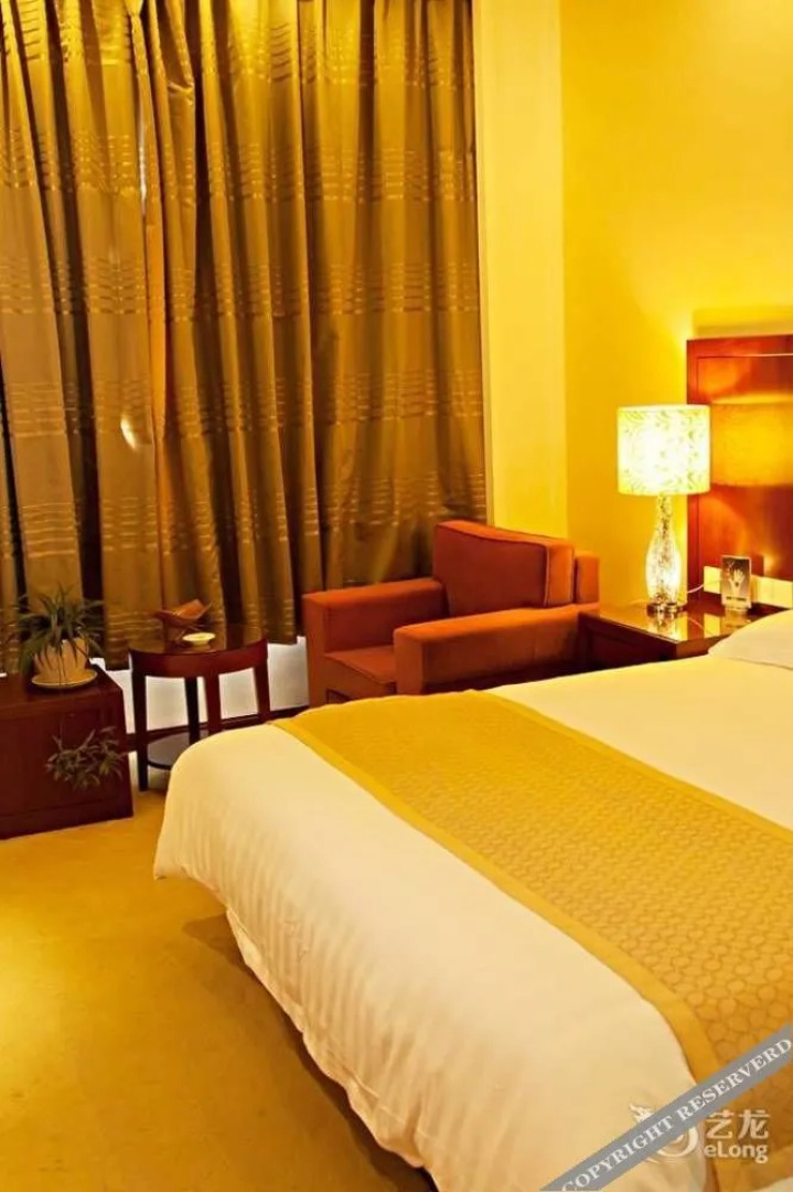 Pujing Holiday Hotel - Anji