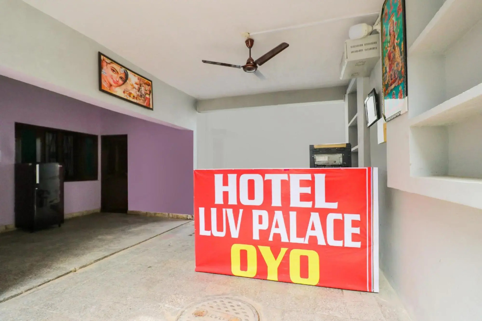 Hotel Luv Palace by OYO Rooms