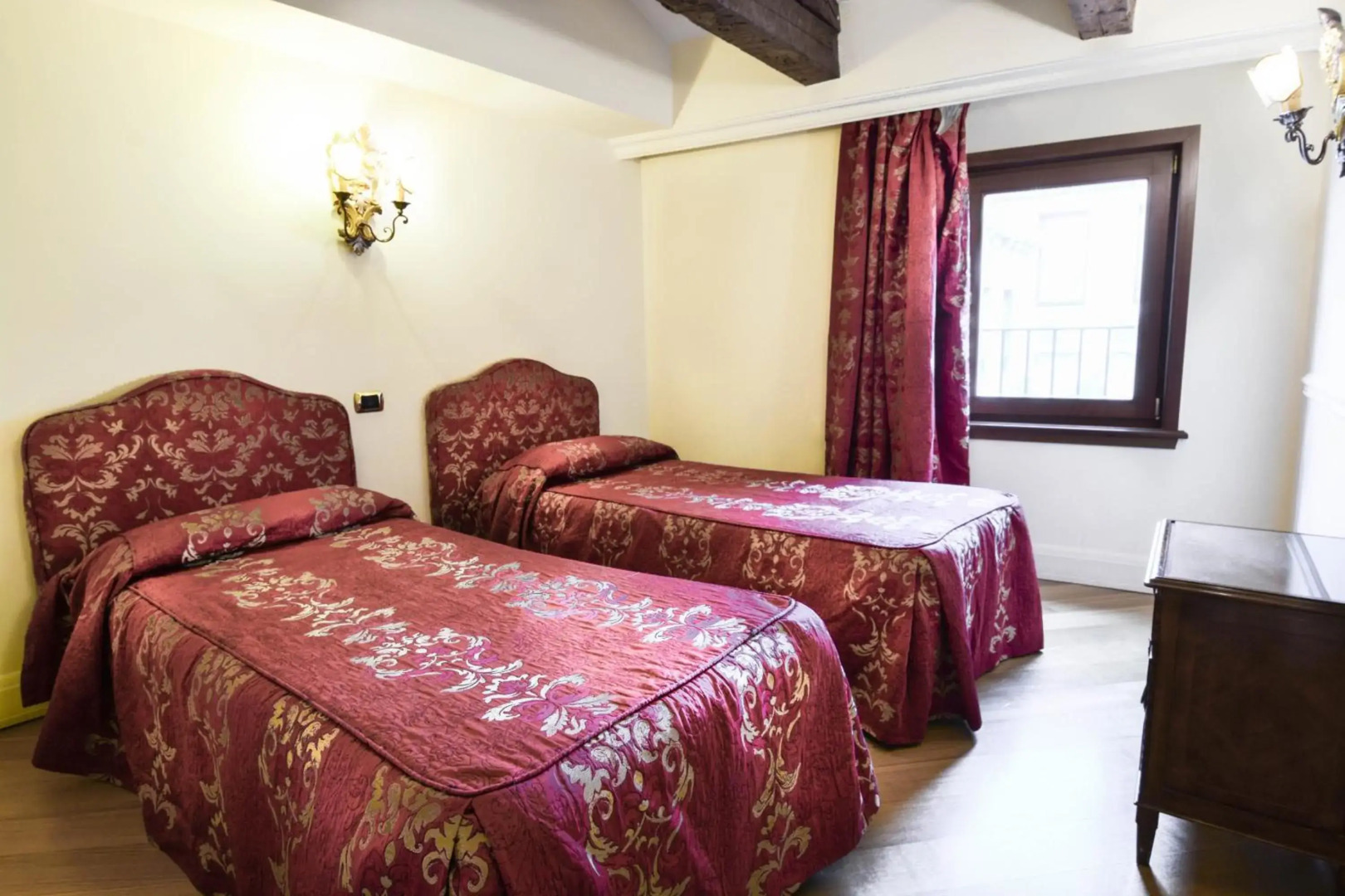 Torre dell'Orologio Suites