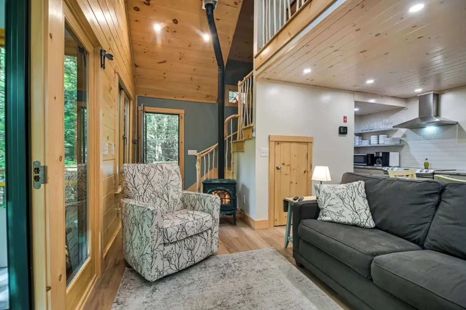 Tree House w/ Hot Tub: Near Sunday River Resort!