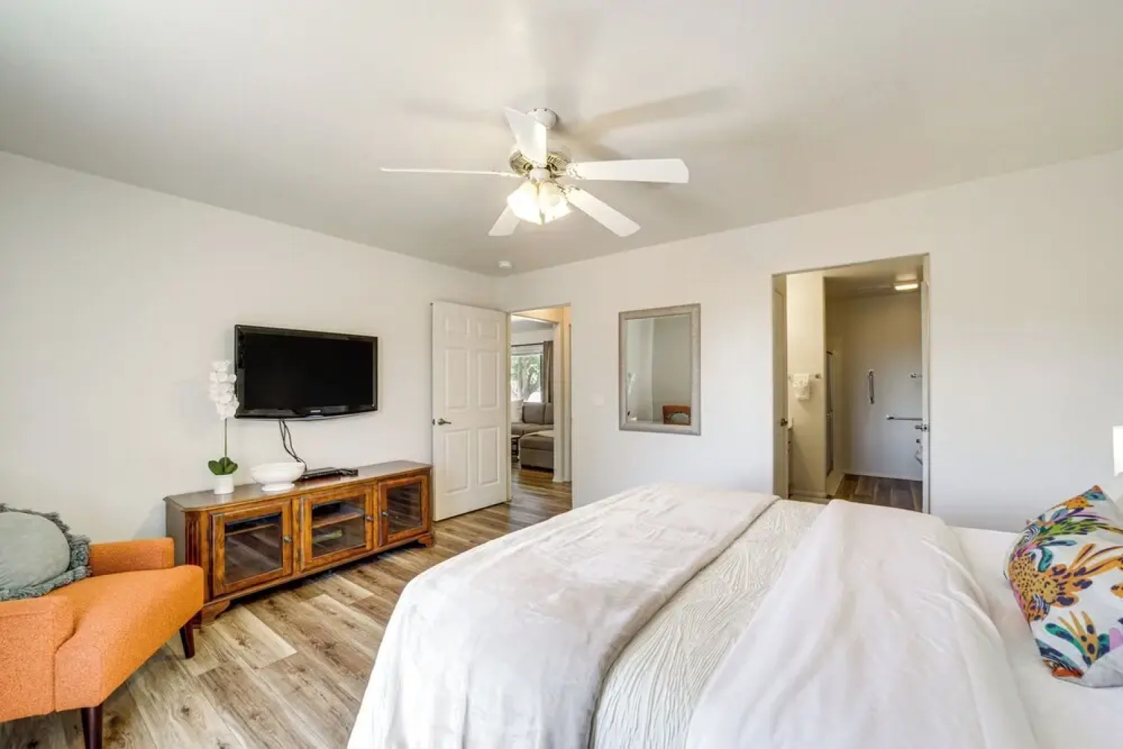 Hike, Shop & Unwind: Cottonwood Home w/ Patio!