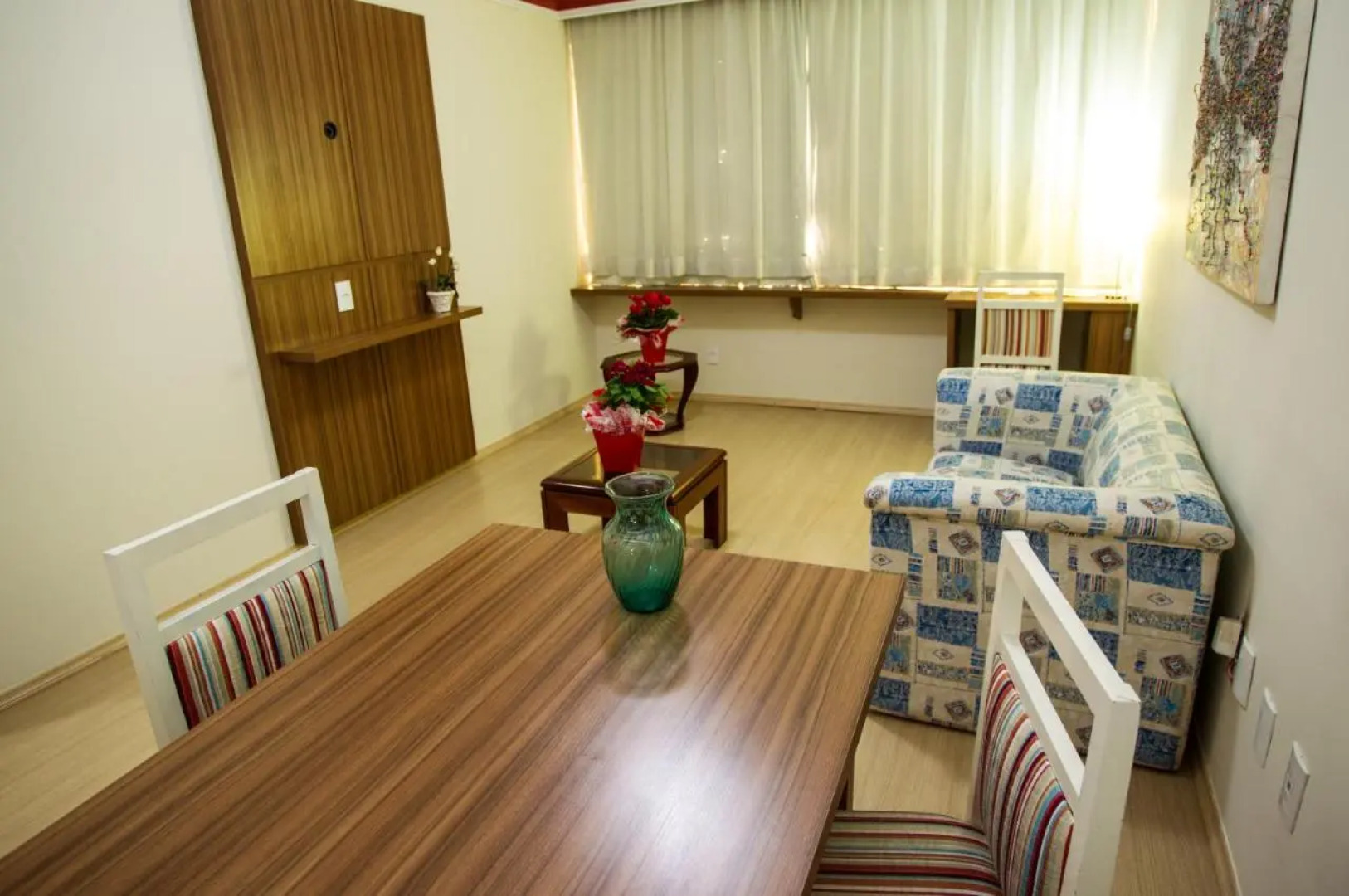 Leon Park Hotel e Convenções