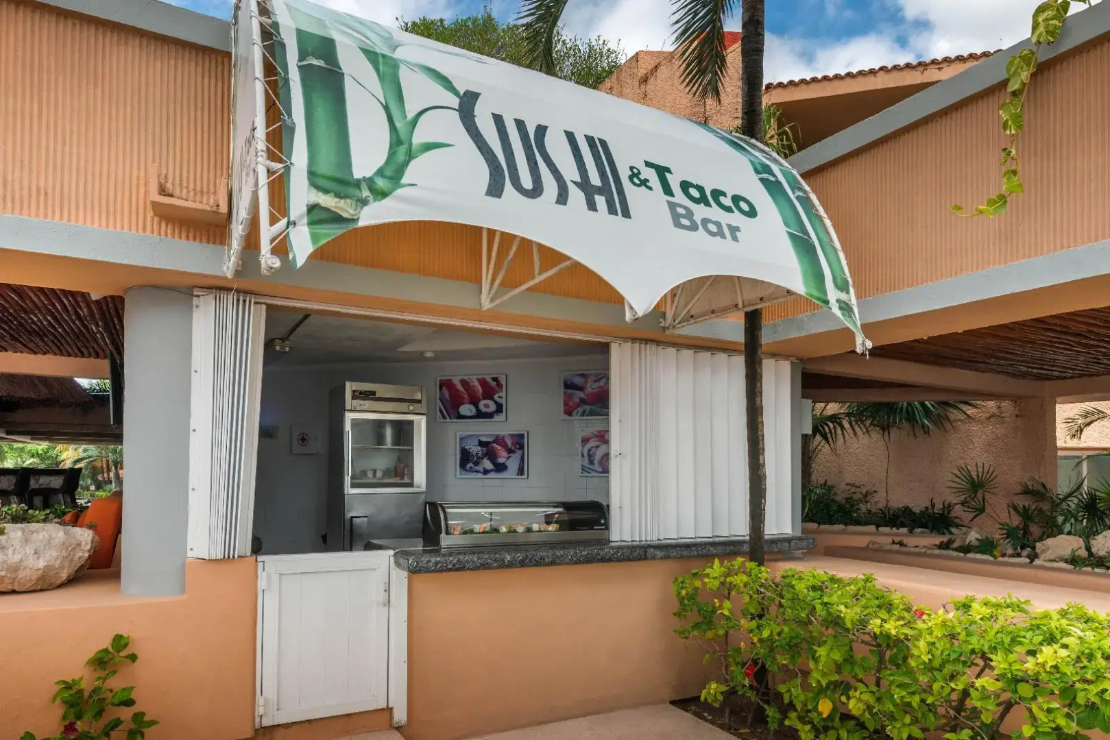 PA Beach Club & Hotel