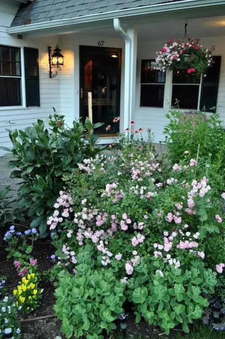 Stone Throw Cottage
