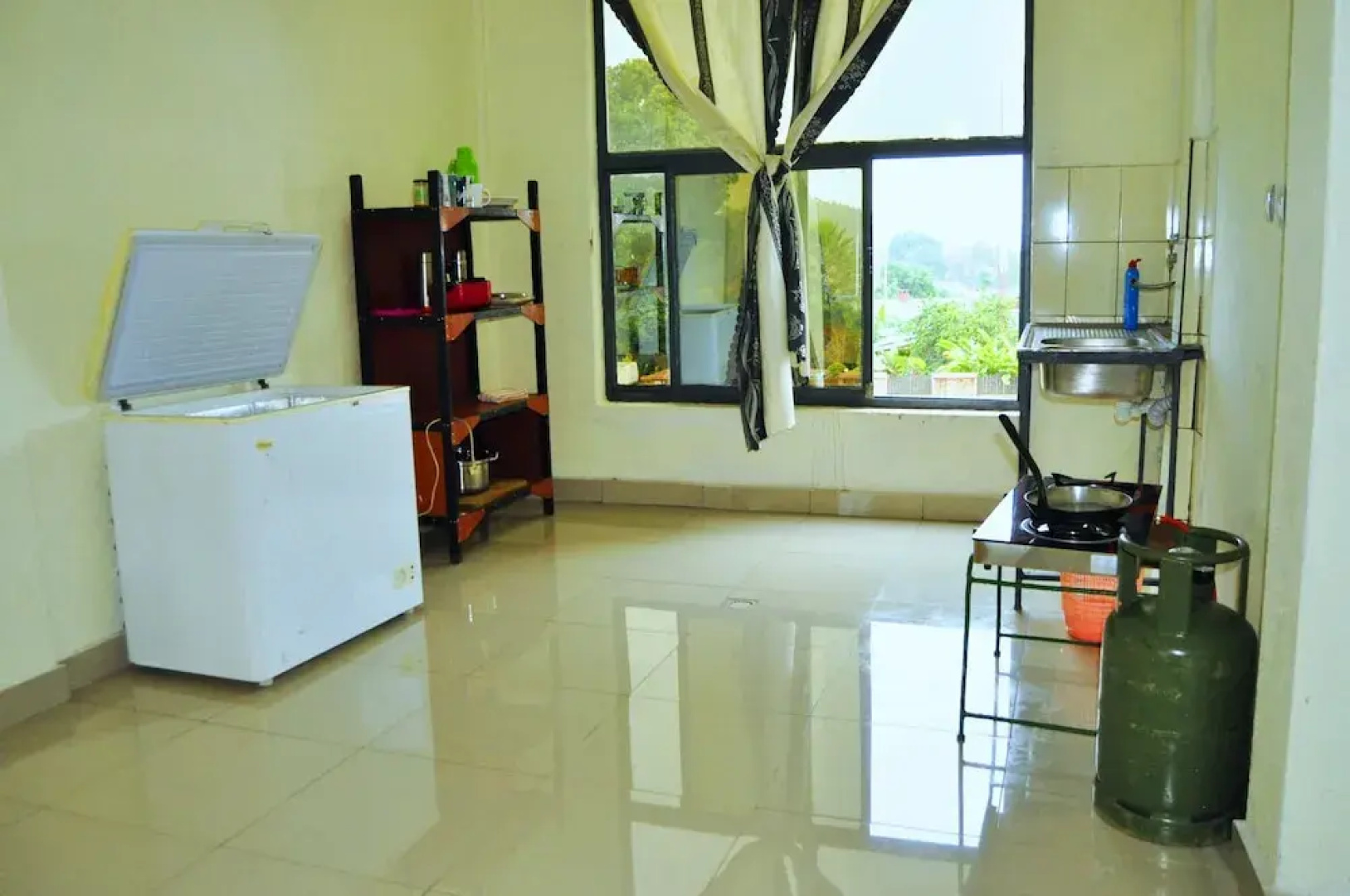 Fidos Guest House