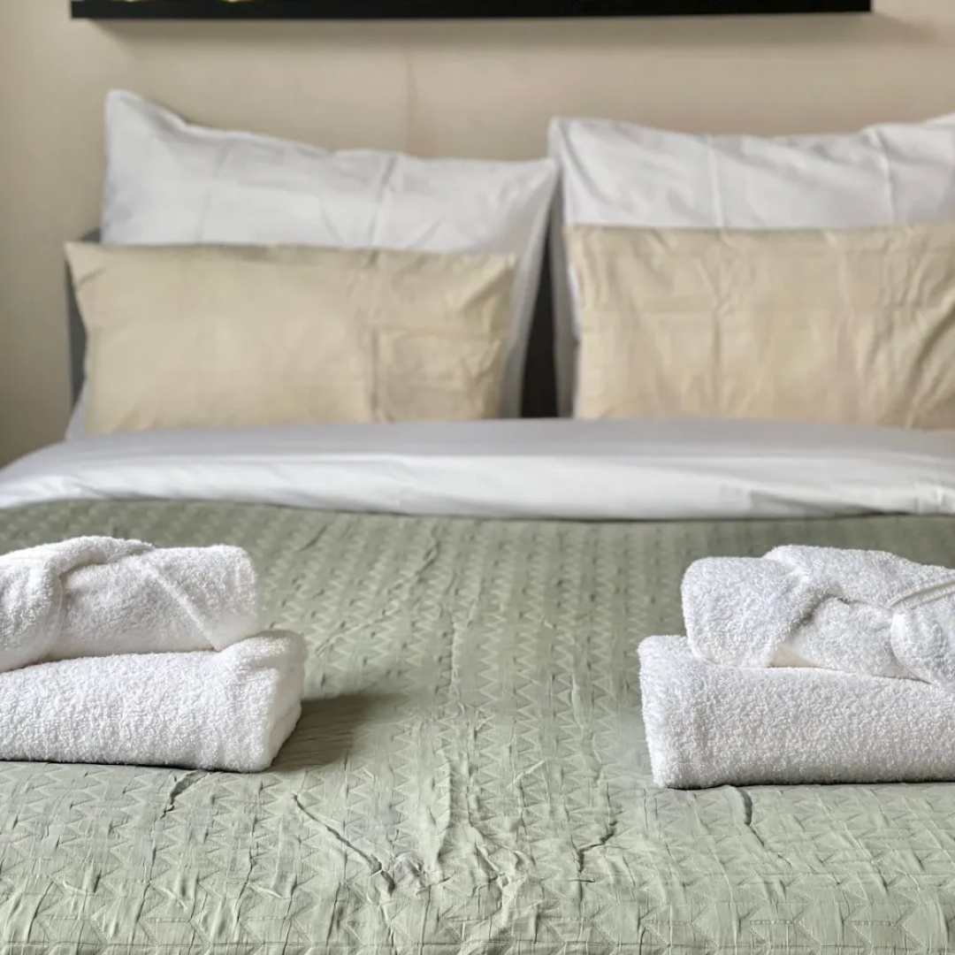Serviced 2BR Apartments in Utrecht