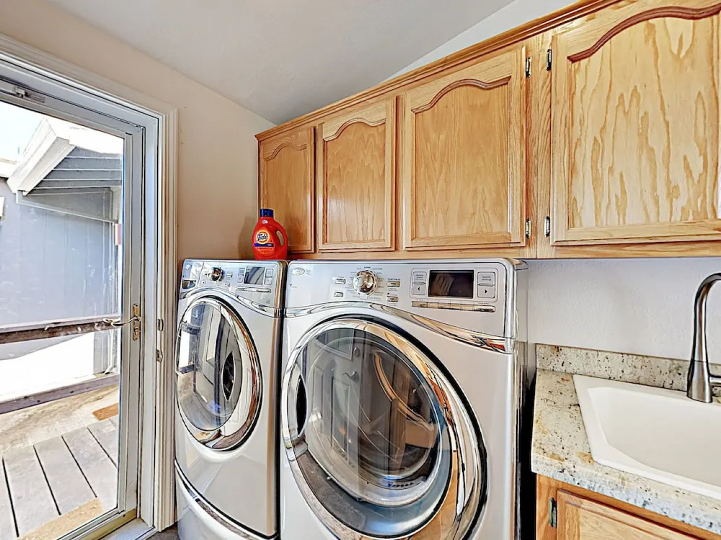 New Listing! Bodega Bay Oasis, Walk To Beach Home