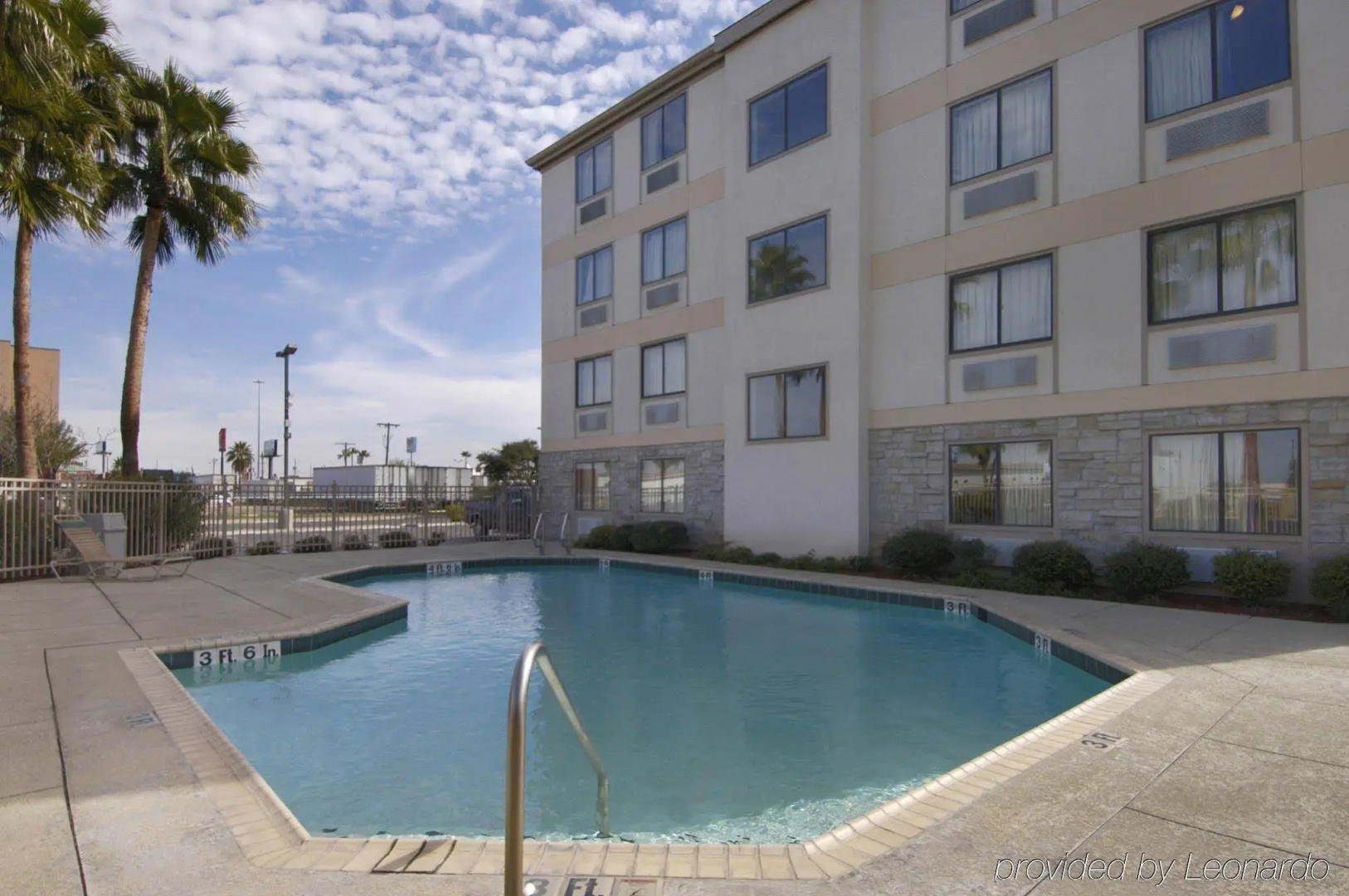Red Roof Inn Laredo