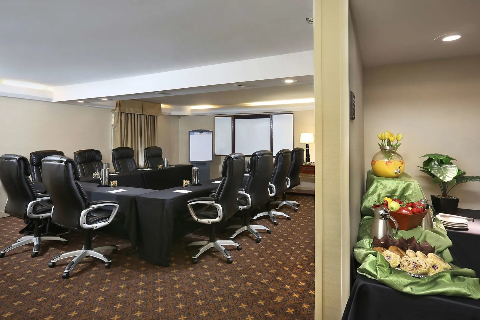 DoubleTree by Hilton Denver - Thornton
