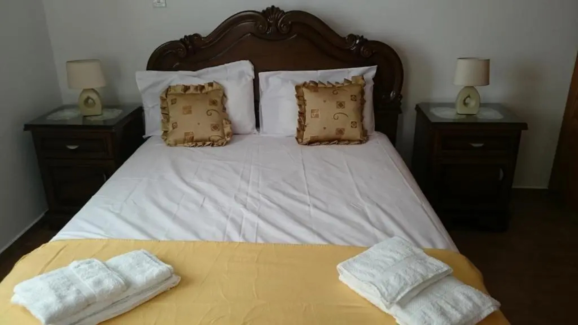 Maritsa's Roses Apartments