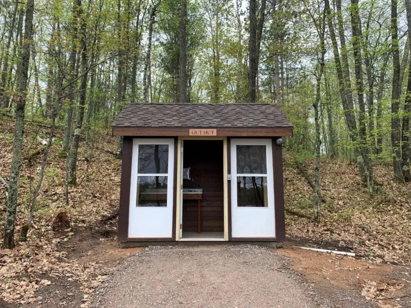 Deerwood Resort - Chickadee Cabin