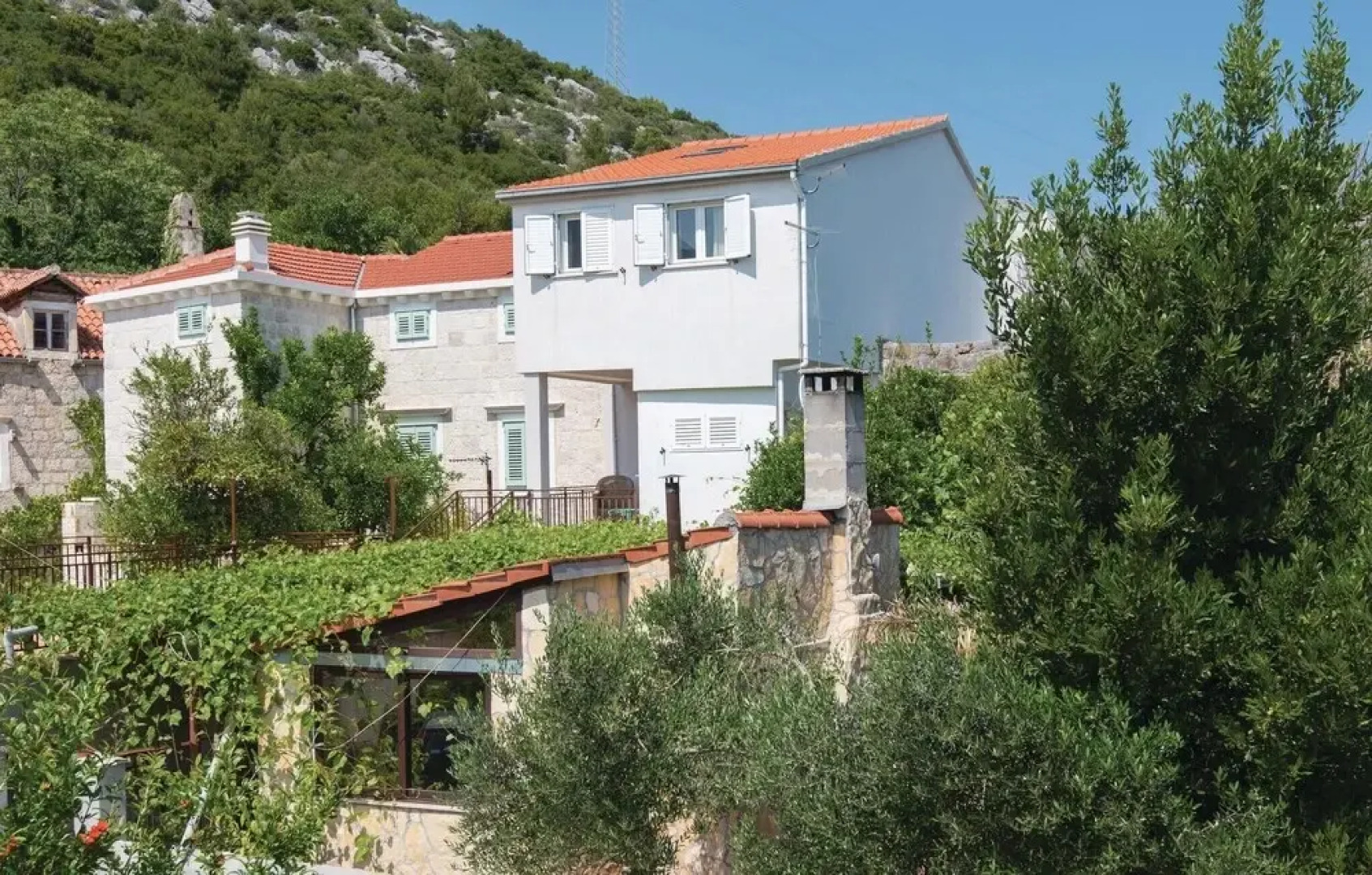 Stunning Home in Orebic With Wifi and 5 Bedrooms