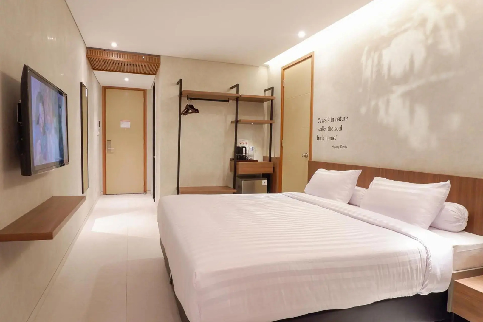 Front One Resort Magelang