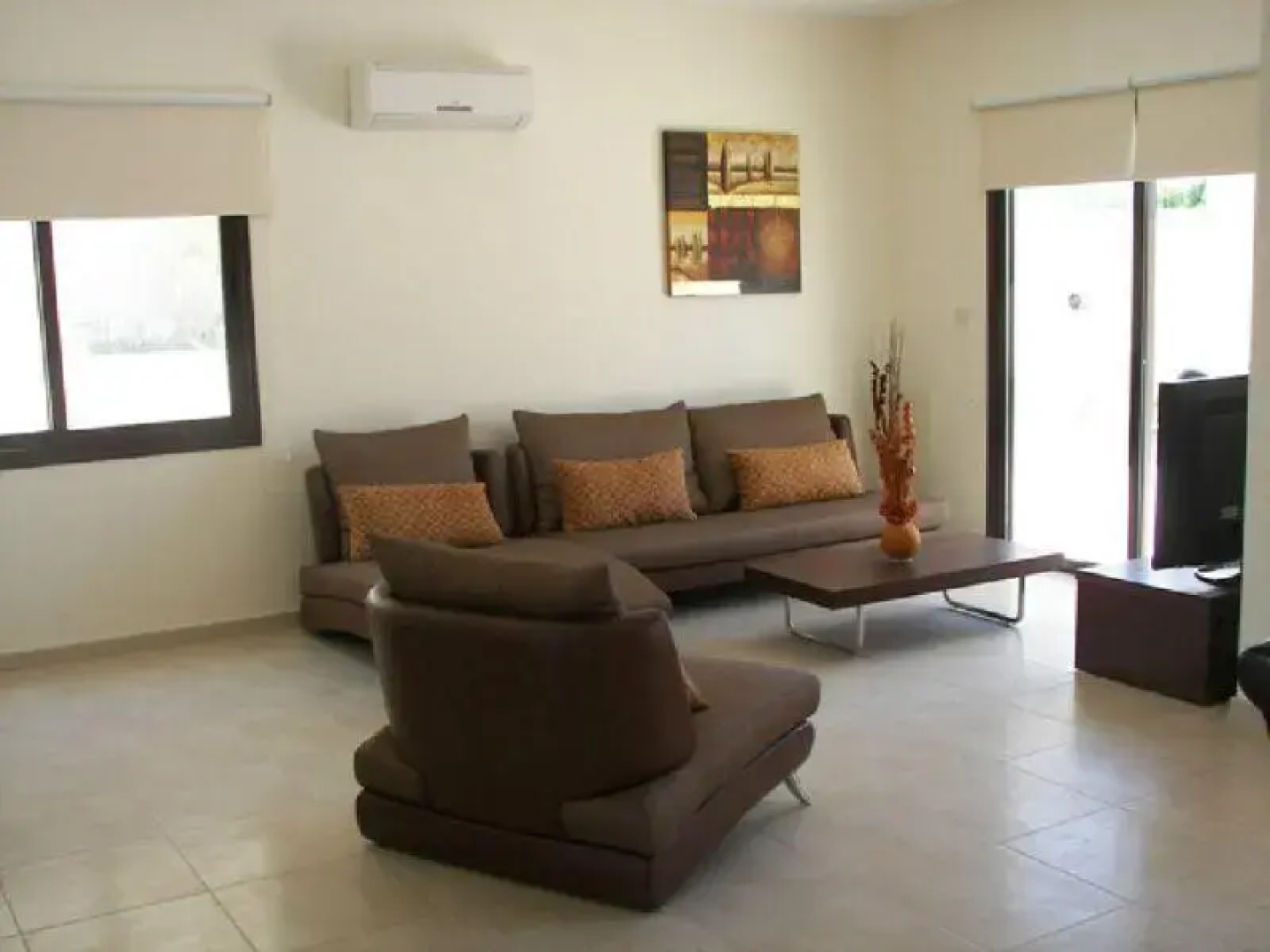 Davina Villa